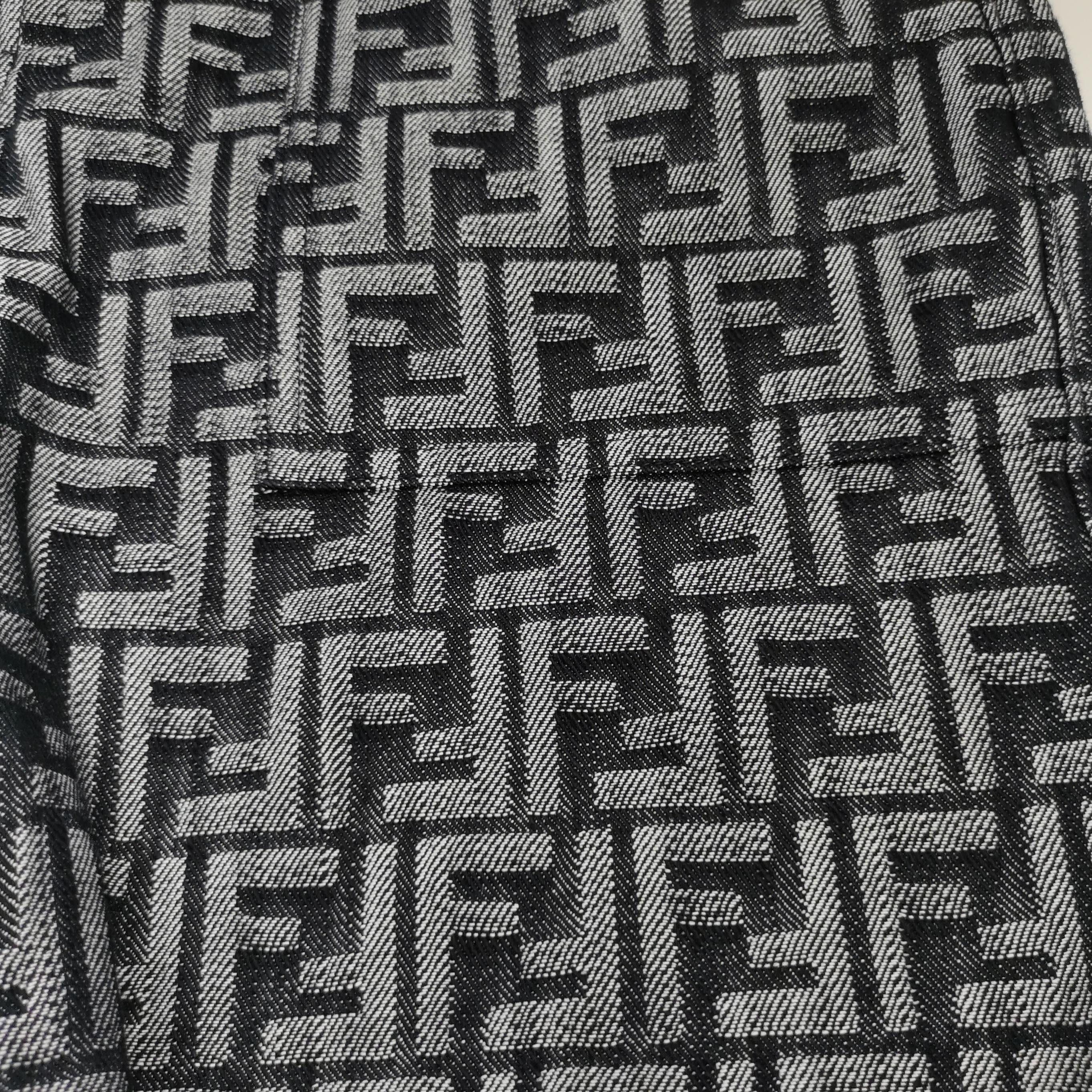 Fendi Fendi Men 28 Shorts Size US 28 / EU 44 - 3 Thumbnail