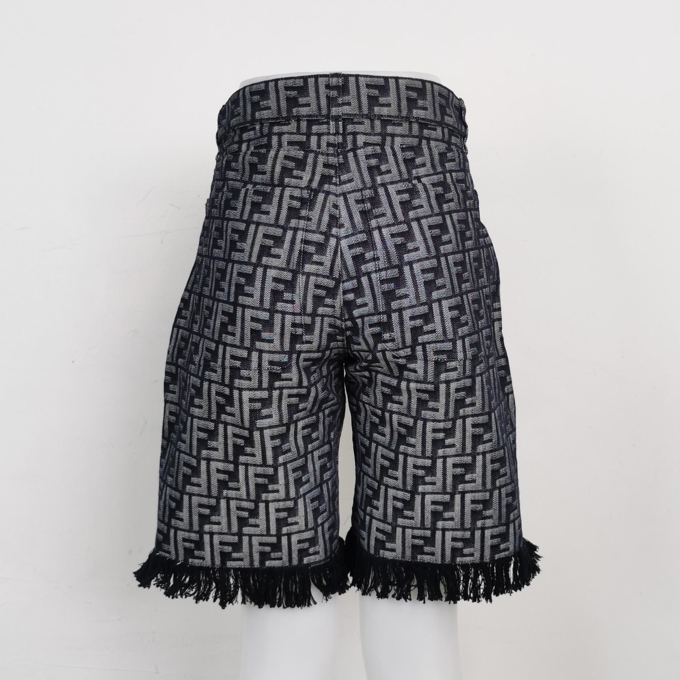 Fendi Fendi Men 28 Shorts Size US 28 / EU 44 - 2 Thumbnail