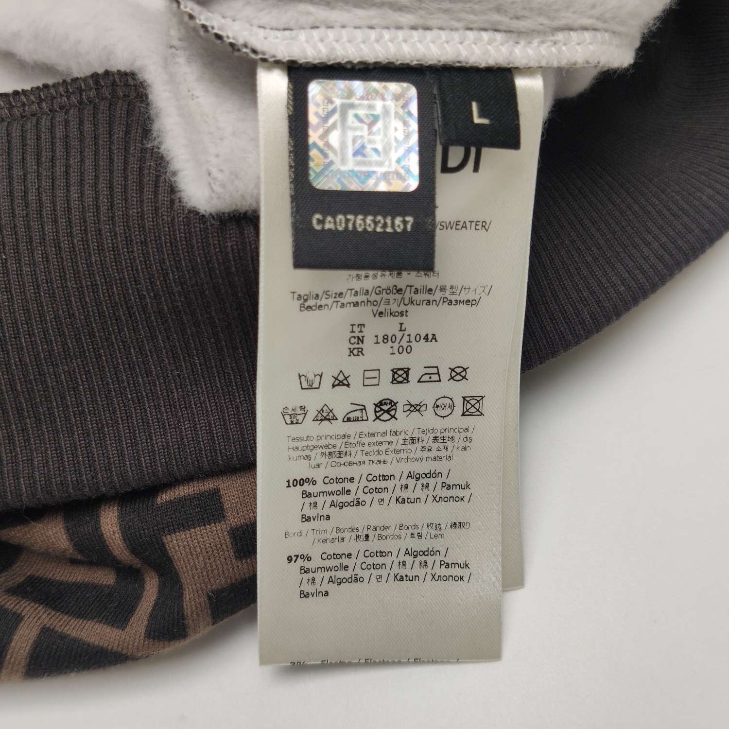 Fendi Fendi Men l Sweatshirts Hoodies Size US L / EU 52-54 / 3 - 8 Thumbnail