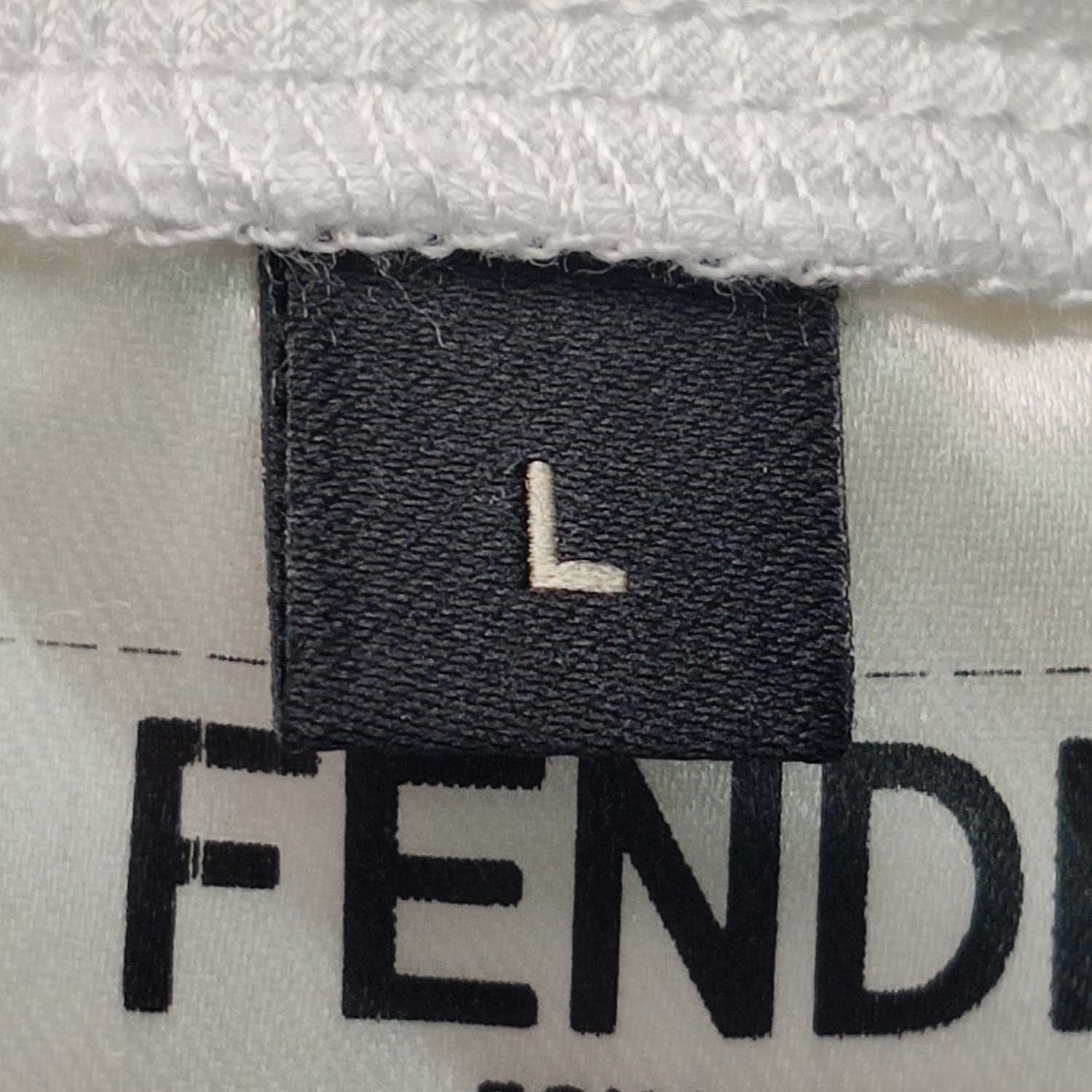 Fendi Fendi Men l Short Sleeve Shirts Size US L / EU 52-54 / 3 - 6 Thumbnail