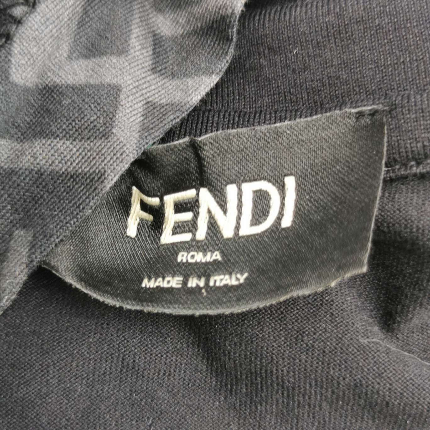 Fendi Fendi Men s Short Sleeve Shirts Size US S / EU 44-46 / 1 - 4 Thumbnail