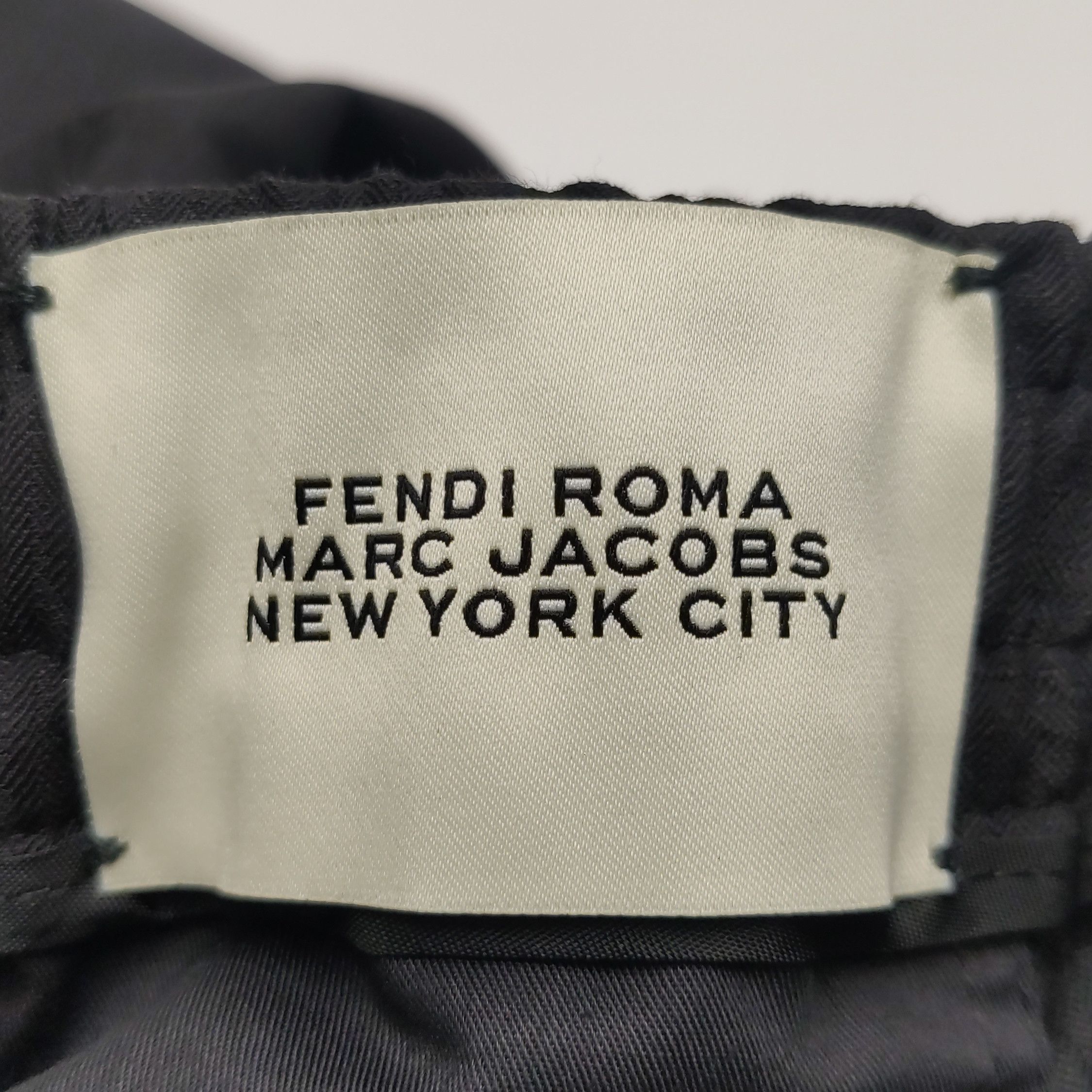 Fendi Fendi Men 32 Casual Pants Size US 32 / EU 48 - 3 Thumbnail