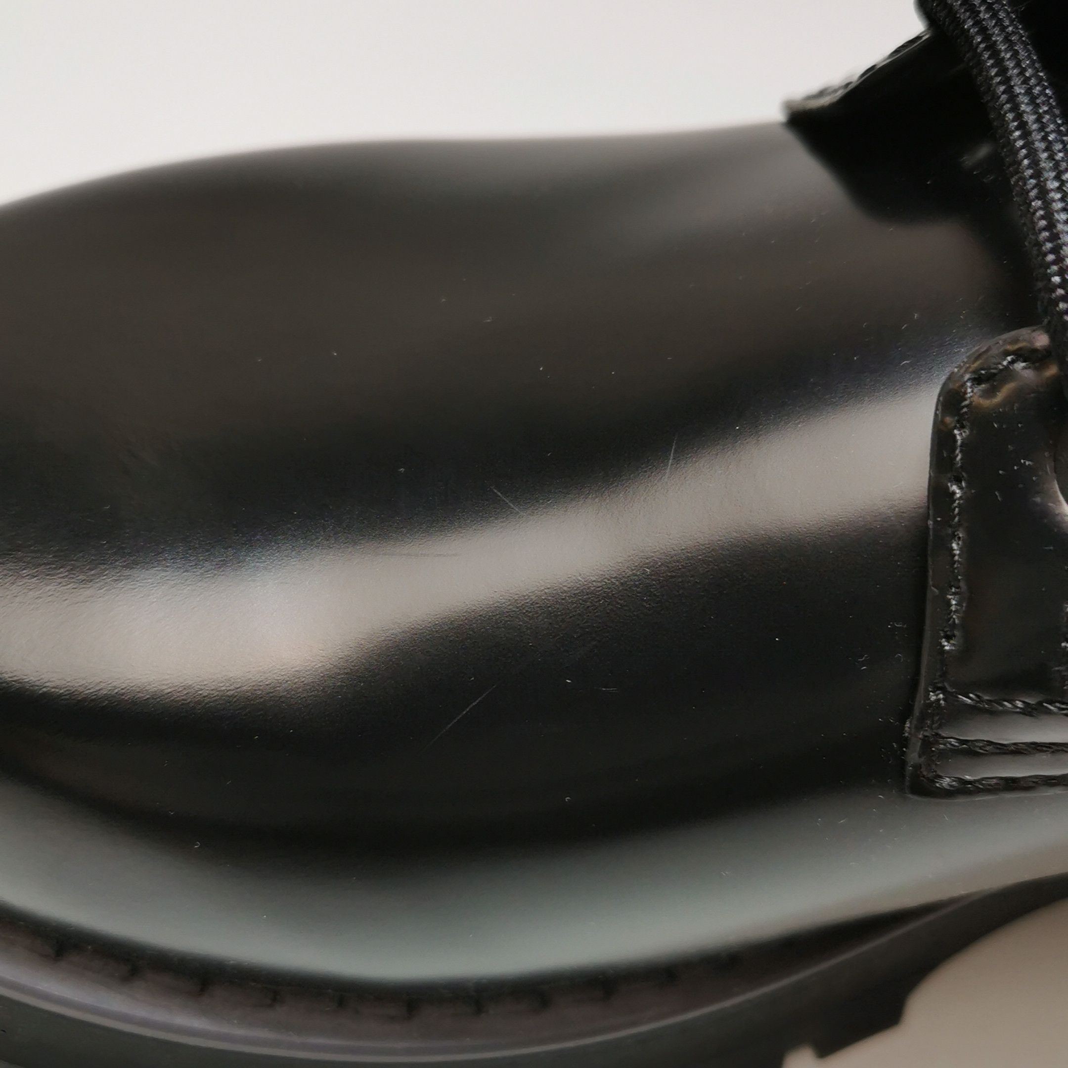 Fendi Fendi Men 8 Boots Size US 8 / EU 41 - 10 Thumbnail