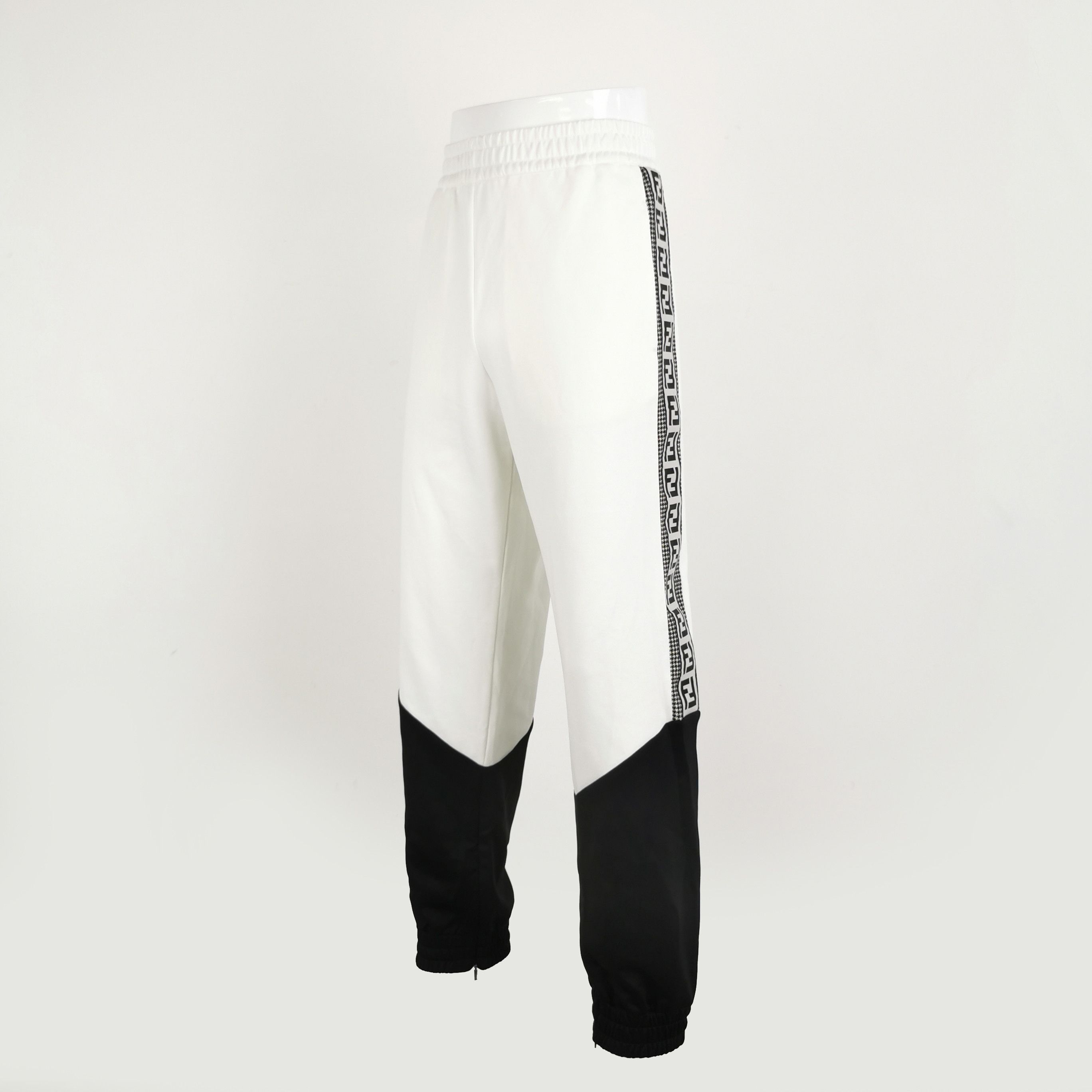 Fendi Fendi Men 34 Casual Pants Size US 34 / EU 50 - 2 Thumbnail