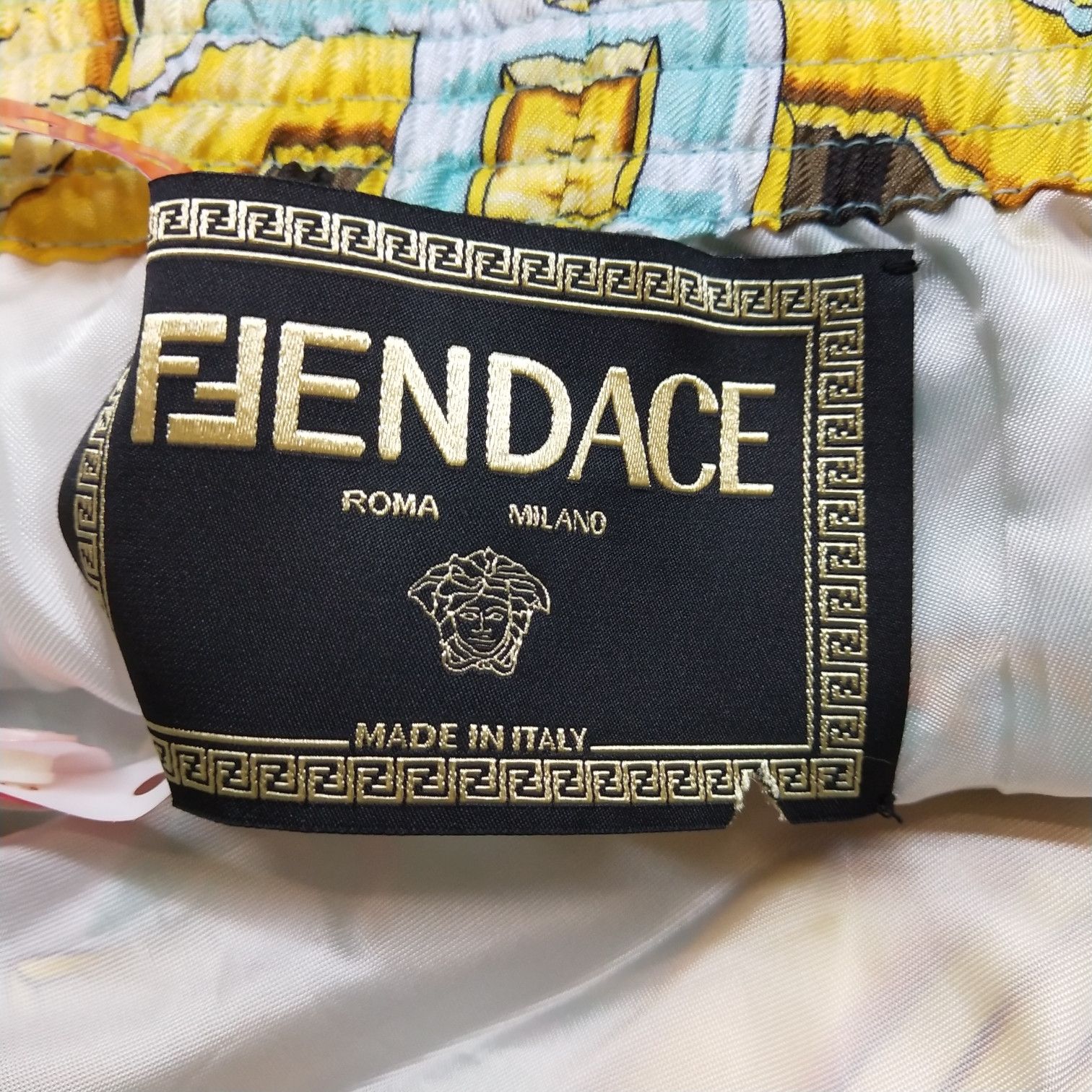 Fendi Fendi Men 36 Shorts Size US 36 / EU 52 - 6 Thumbnail