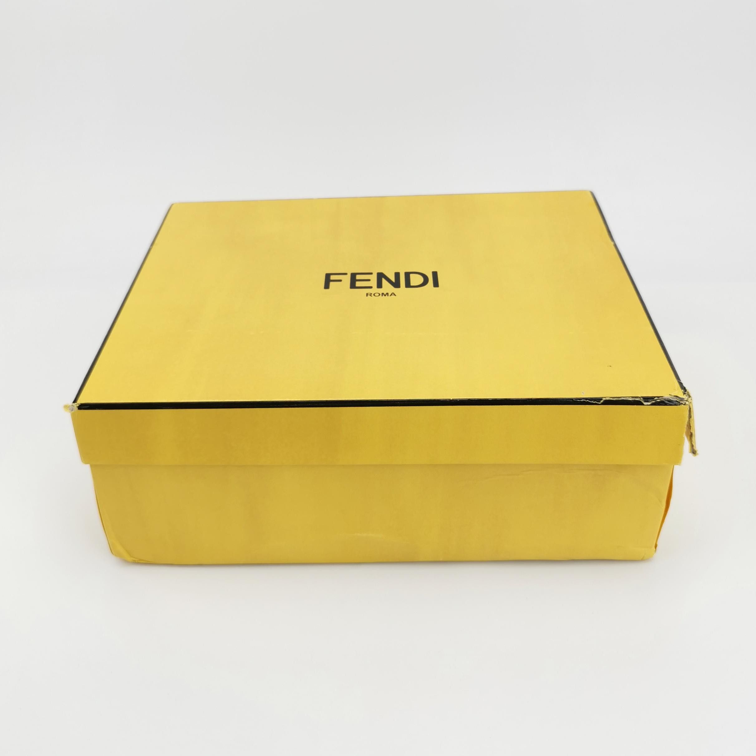 Fendi Fendi Men 9 Leather Size US 9 / EU 42 - 12 Thumbnail