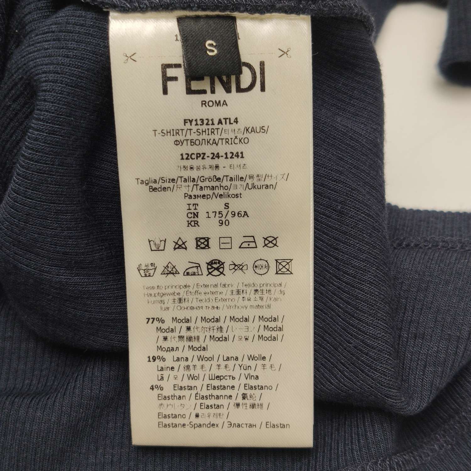 Fendi Fendi Men s Sweaters Knitwear Size US S / EU 44-46 / 1 - 10 Thumbnail