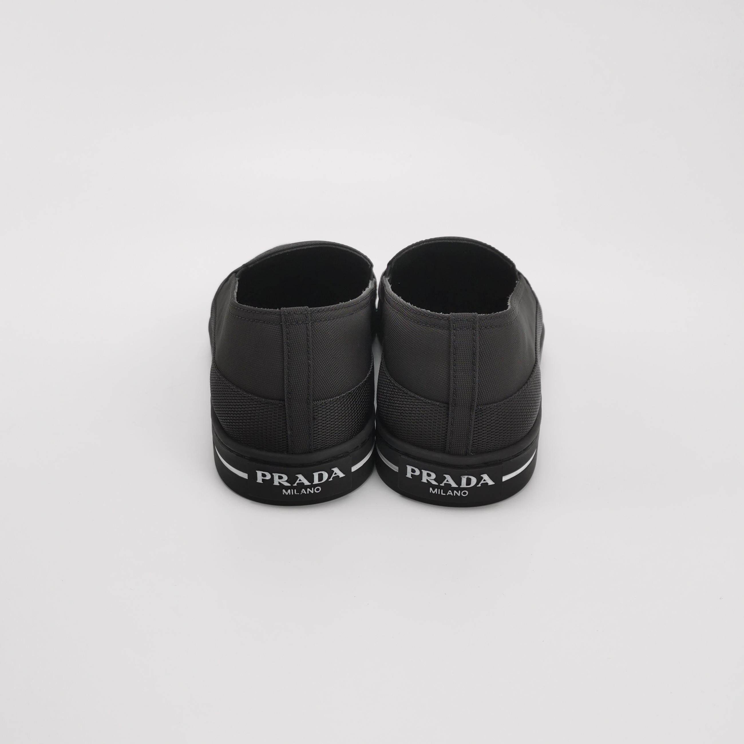 Prada Prada Men 9 Lowtop Sneakers Size US 9 / EU 42 - 4 Thumbnail