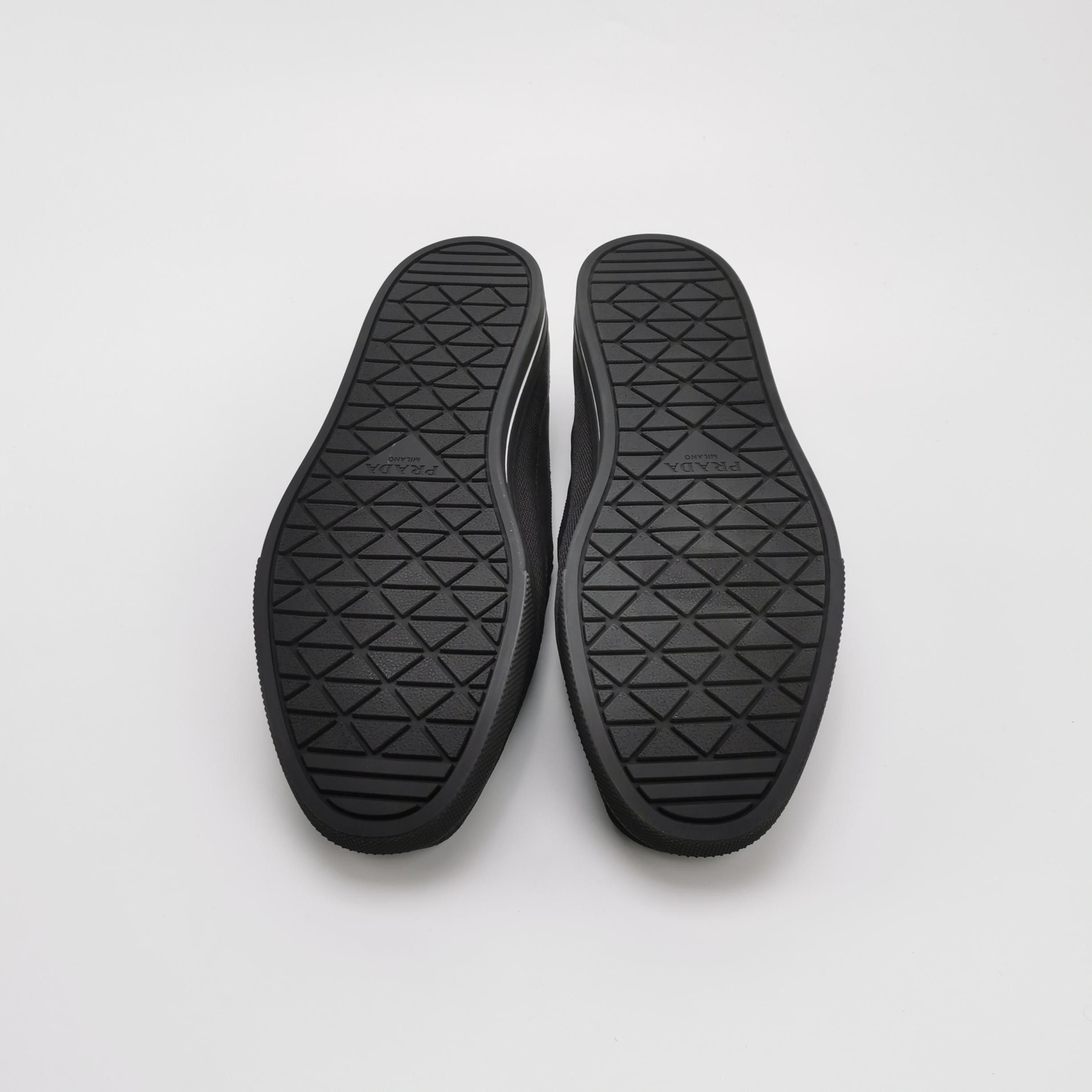 Prada Prada Men 9 Lowtop Sneakers Size US 9 / EU 42 - 5 Thumbnail