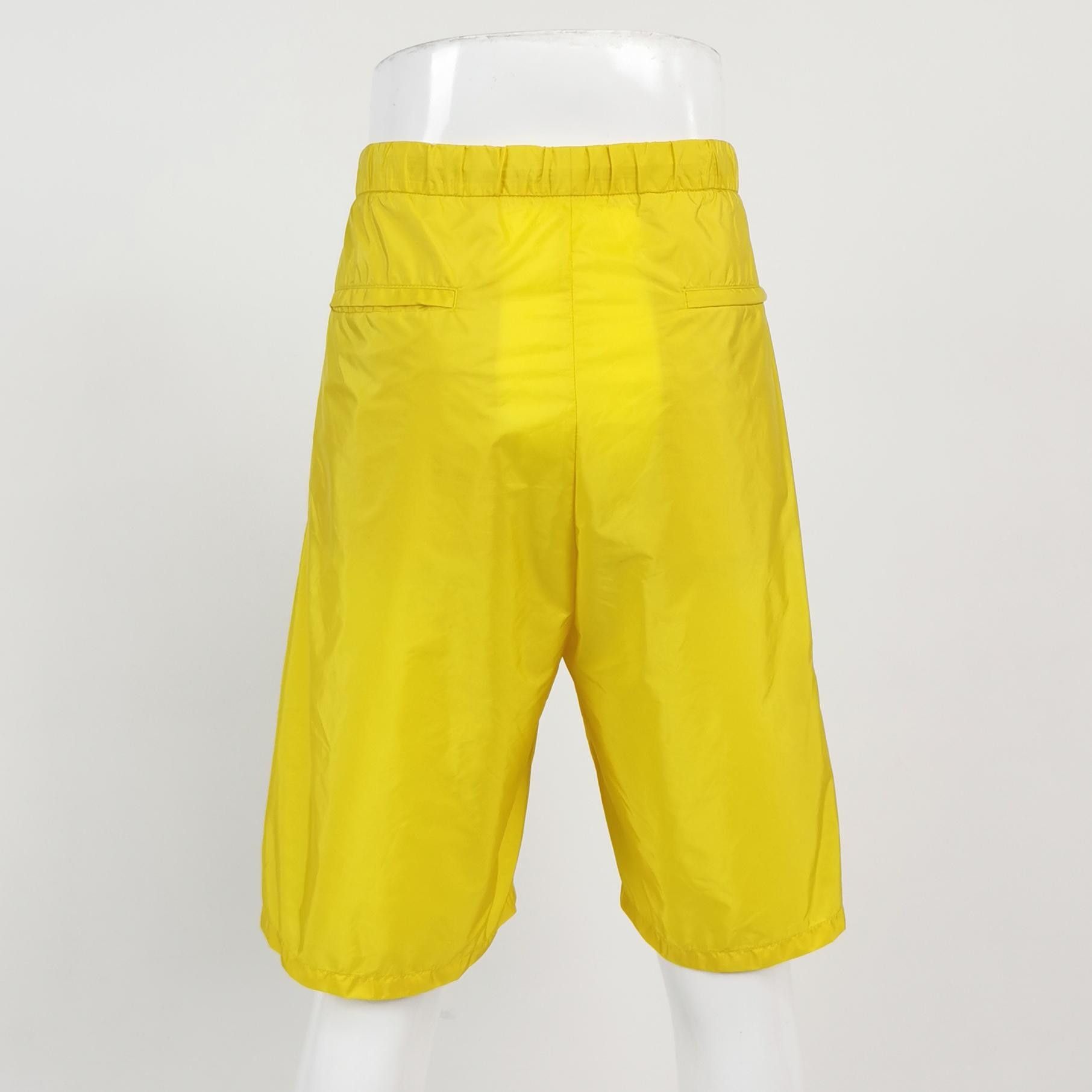 Prada Prada Men 34 Shorts Size US 34 / EU 50 - 2 Thumbnail