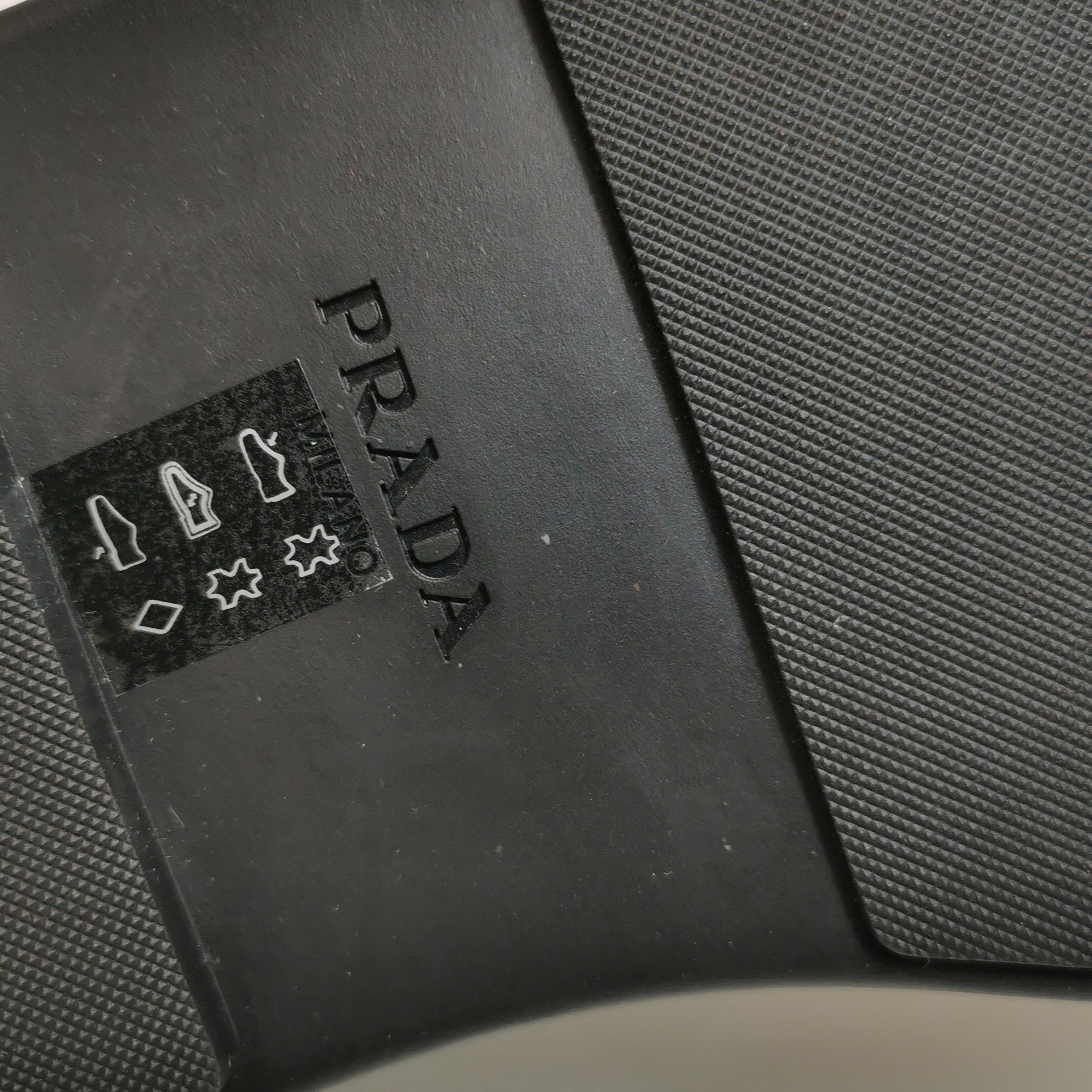 Prada Prada Men 7 Sandals Size US 7 / EU 40 - 14 Thumbnail