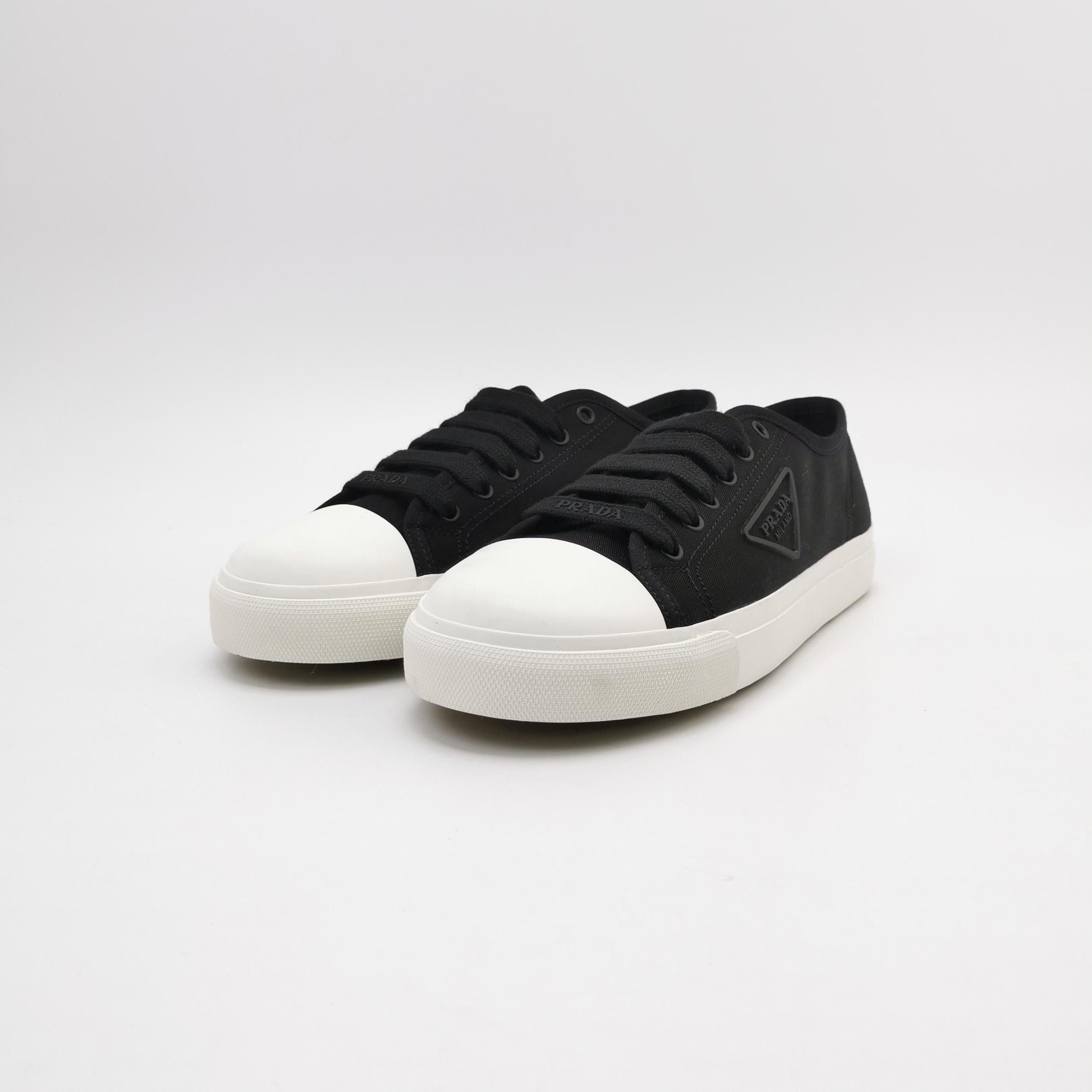 Prada Prada Men 9 Lowtop Sneakers Size US 9 / EU 42 - 2 Thumbnail