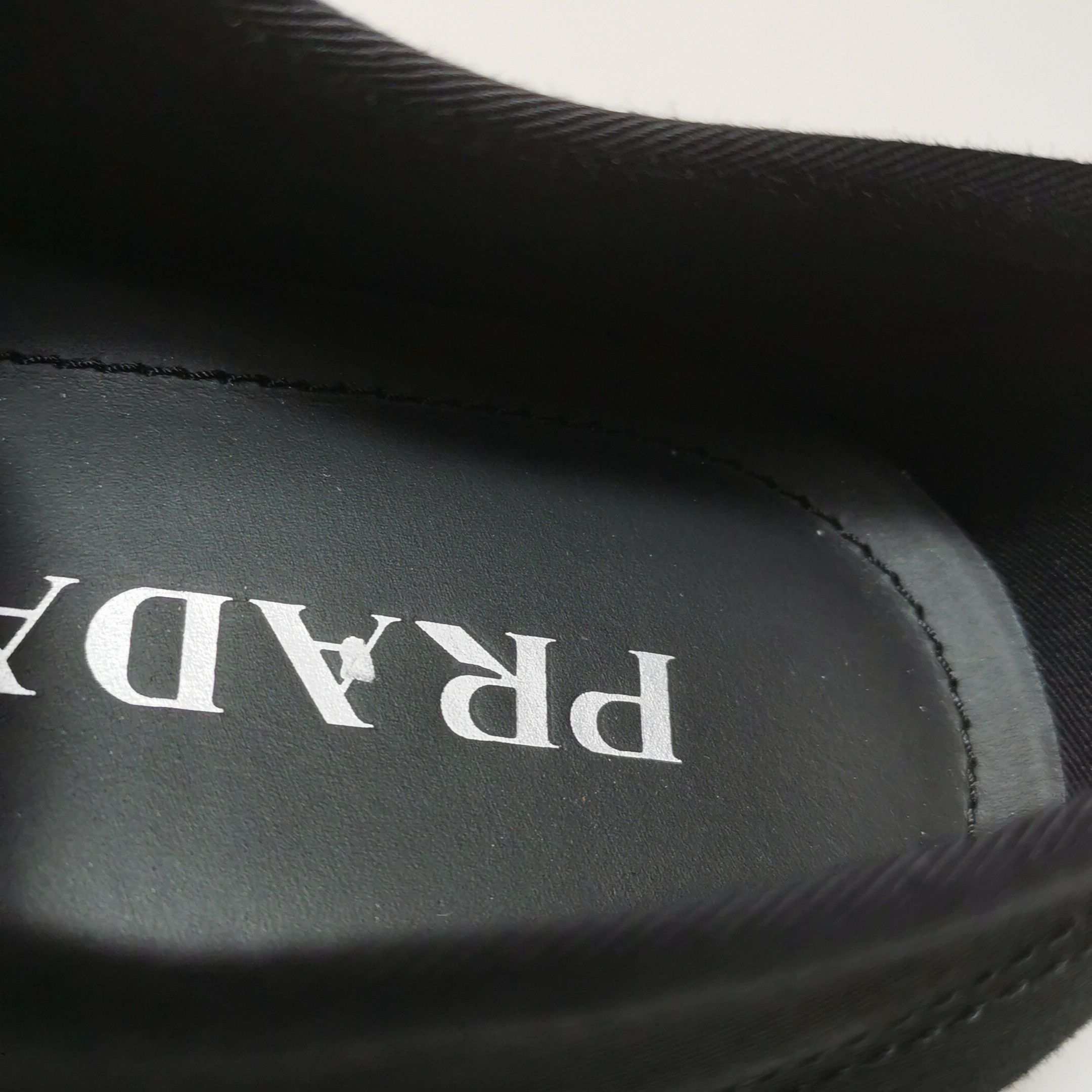 Prada Prada Men 9 Lowtop Sneakers Size US 9 / EU 42 - 10 Thumbnail