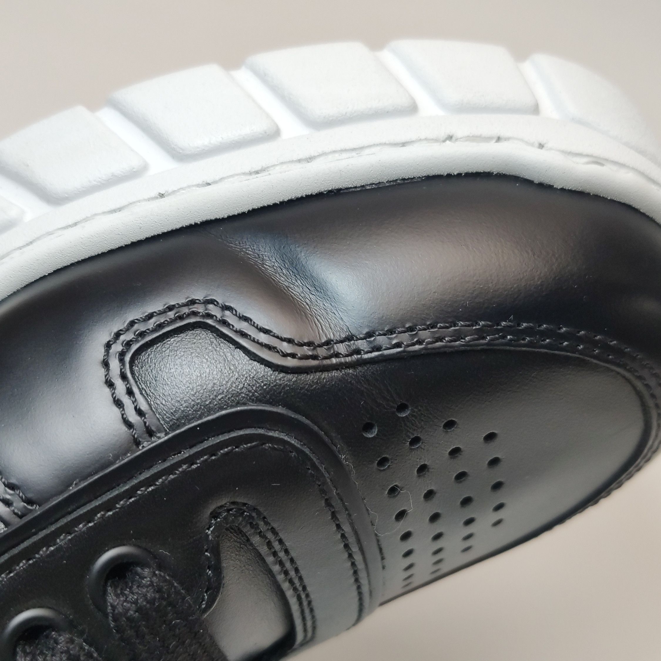 Prada Prada Men 10 Lowtop Sneakers Size US 10 / EU 43 - 11 Thumbnail