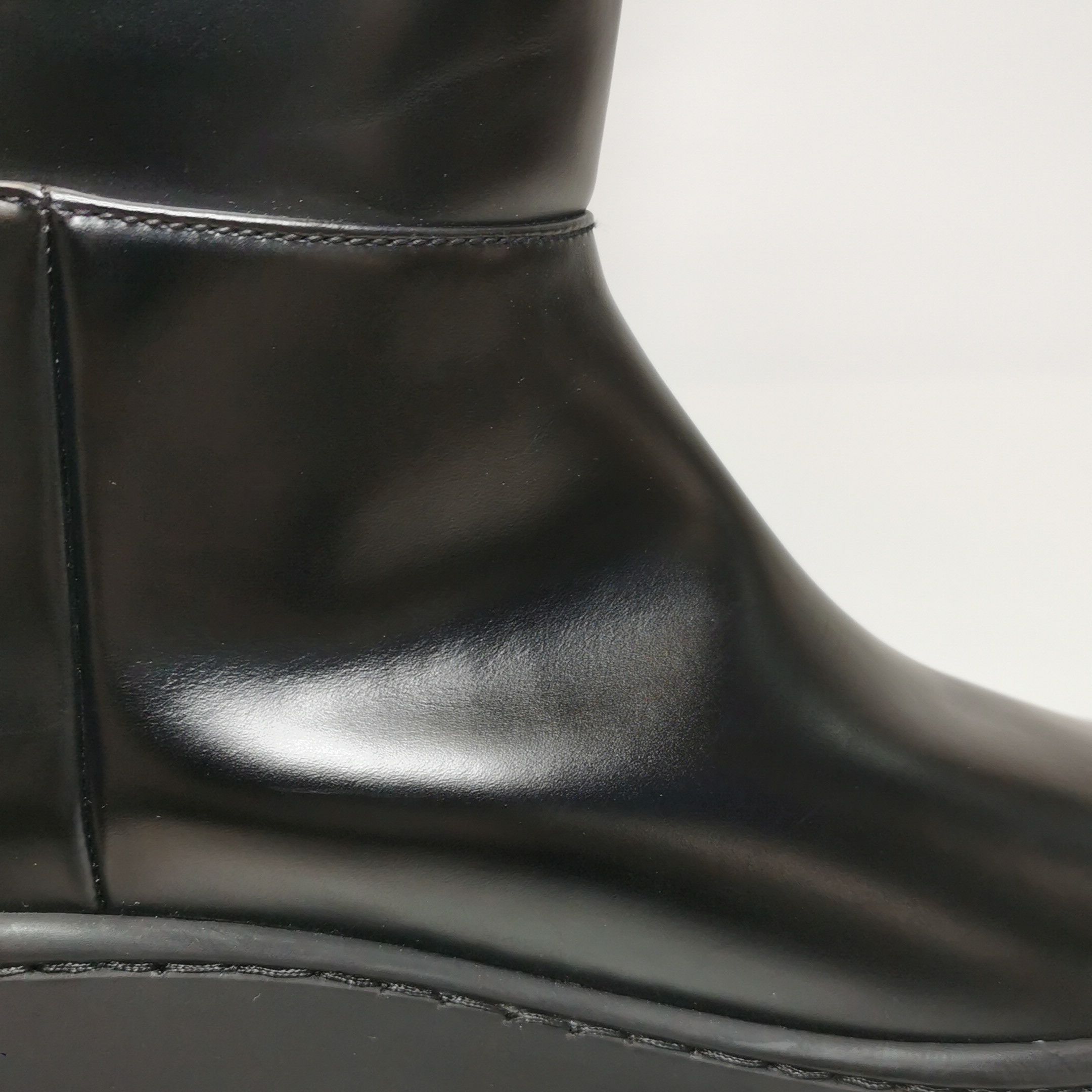 Prada Prada Men 7 Boots Size US 7 / EU 40 - 19 Thumbnail