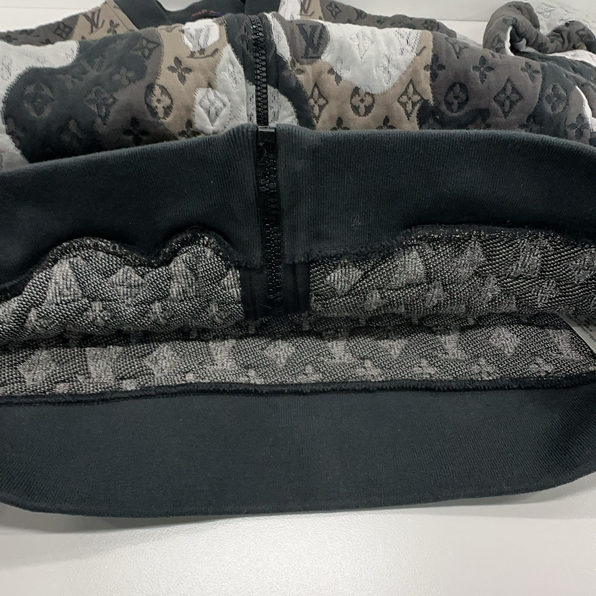 Louis Vuitton Louis Vuitton Monogram Face Bomber Jacket Size L Size US L / EU 52-54 / 3 - 6 Thumbnail
