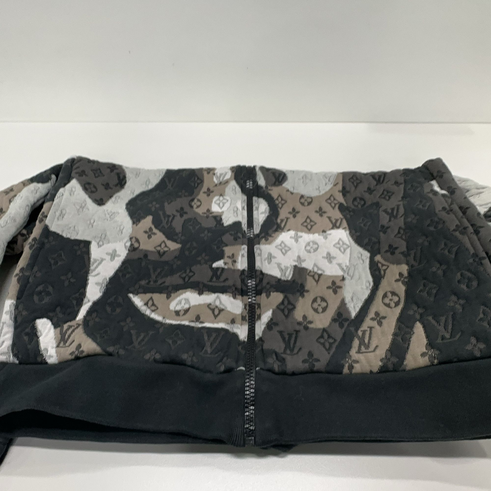 Louis Vuitton Louis Vuitton Monogram Face Bomber Jacket Size L Size US L / EU 52-54 / 3 - 7 Thumbnail