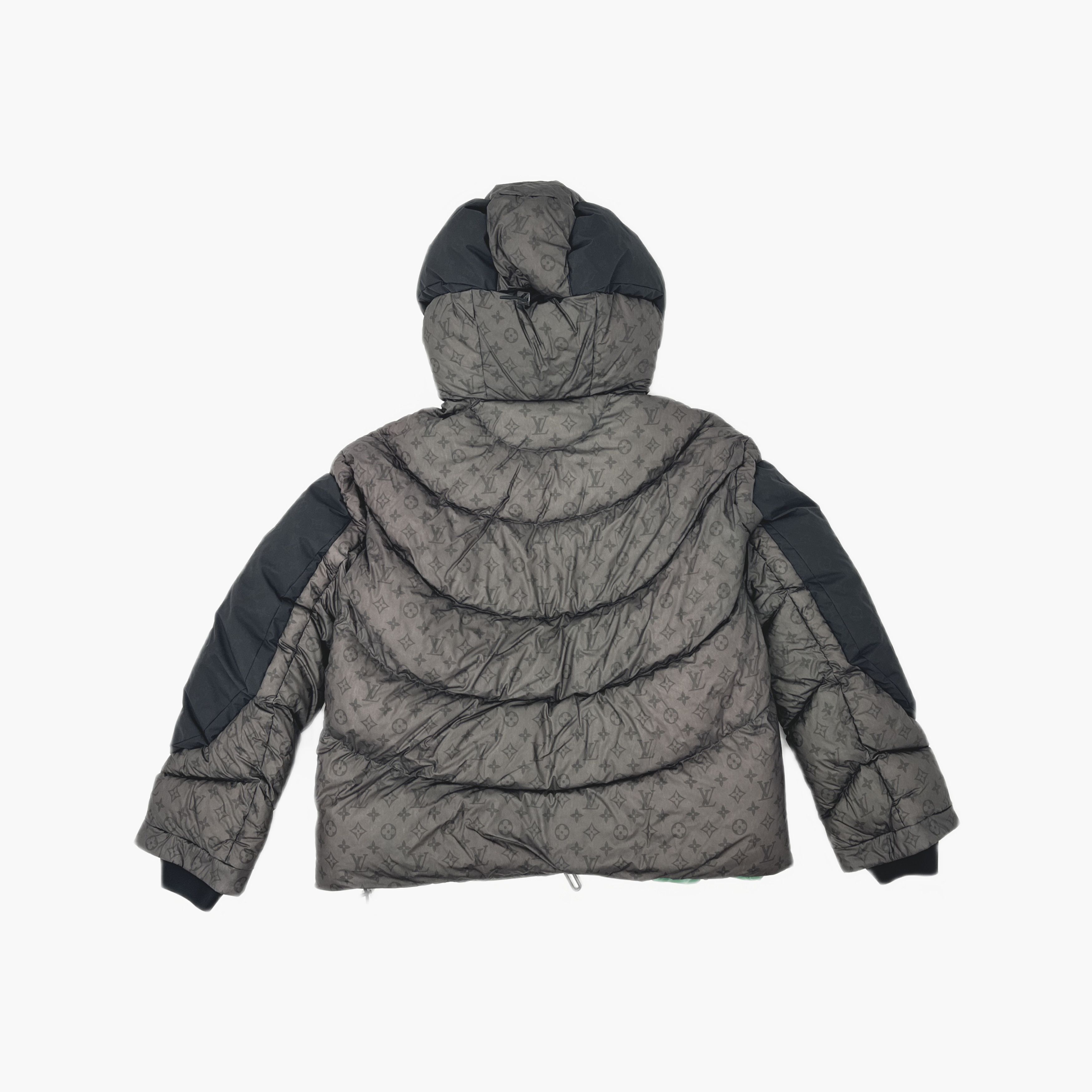 Louis Vuitton Louis Vuitton 2054 Heat Reactive Puffer Size M Size US M / EU 48-50 / 2 - 2 Thumbnail