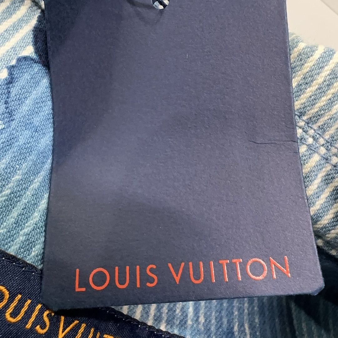 Louis Vuitton Louis Vuitton Monogram Stripe Button Up Shirt Size S Size US S / EU 44-46 / 1 - 4 Thumbnail