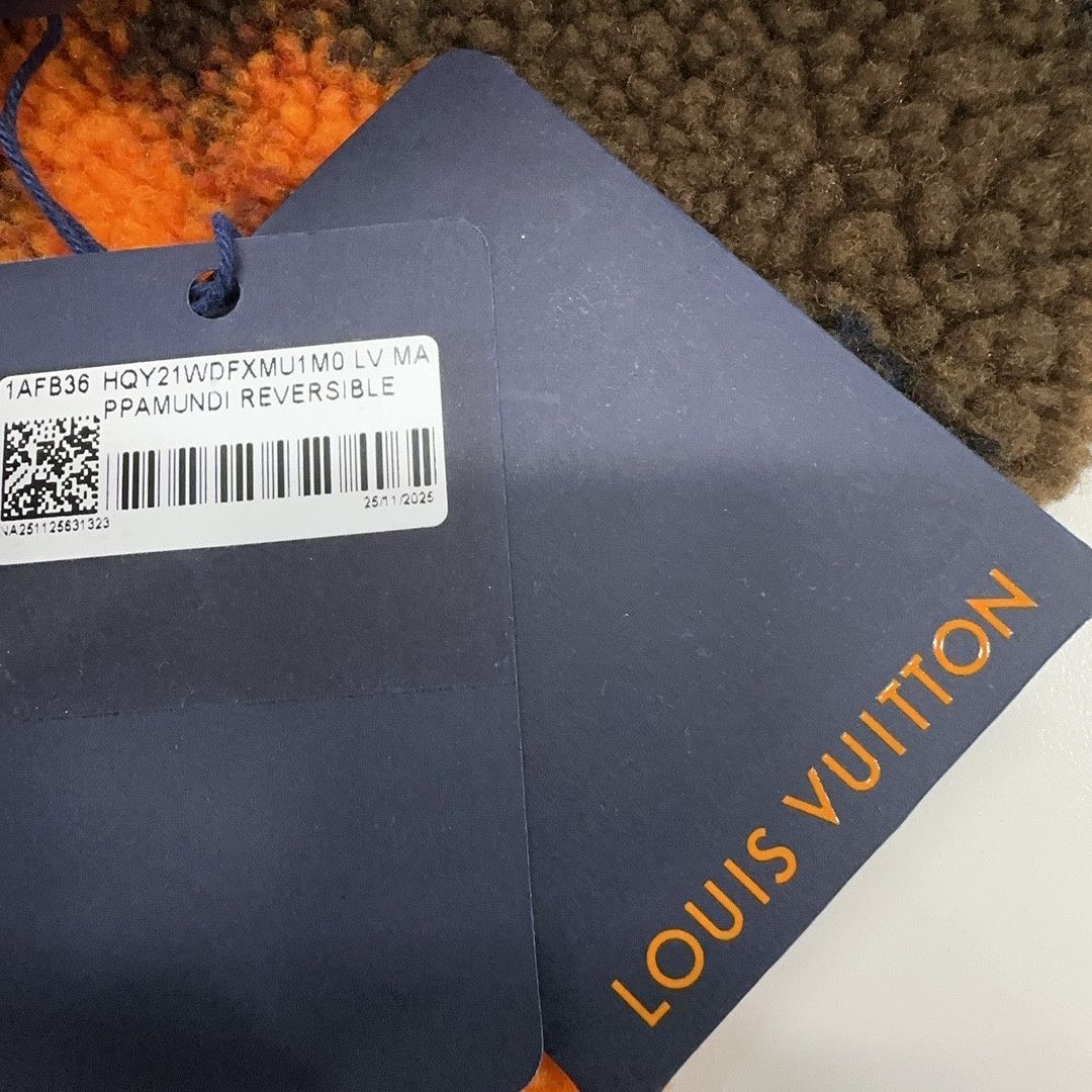 Louis Vuitton Louis Vuitton Mapamundi Reversible Fleece Vest Size M Size US M / EU 48-50 / 2 - 6 Thumbnail