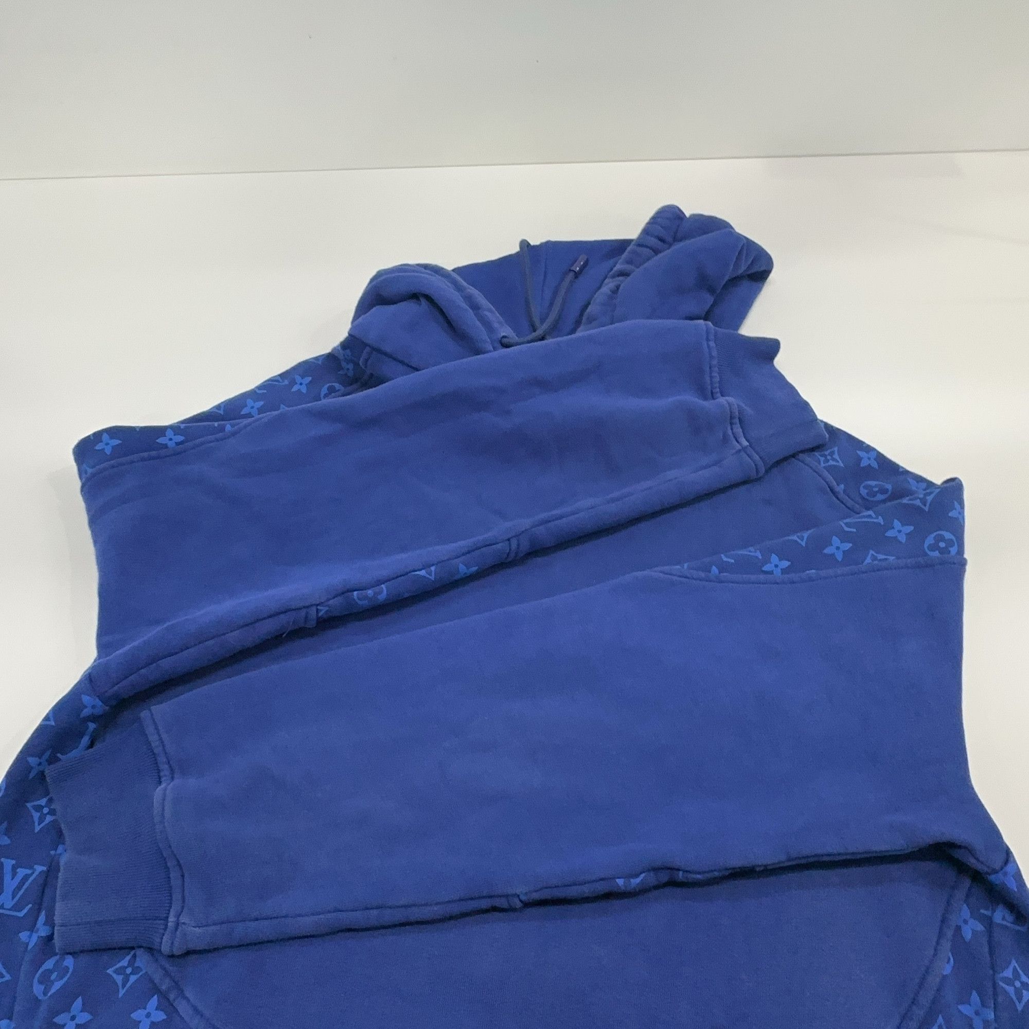 Louis Vuitton Louis Vuitton Monogram Hoodie Size L Size US L / EU 52-54 / 3 - 11 Thumbnail