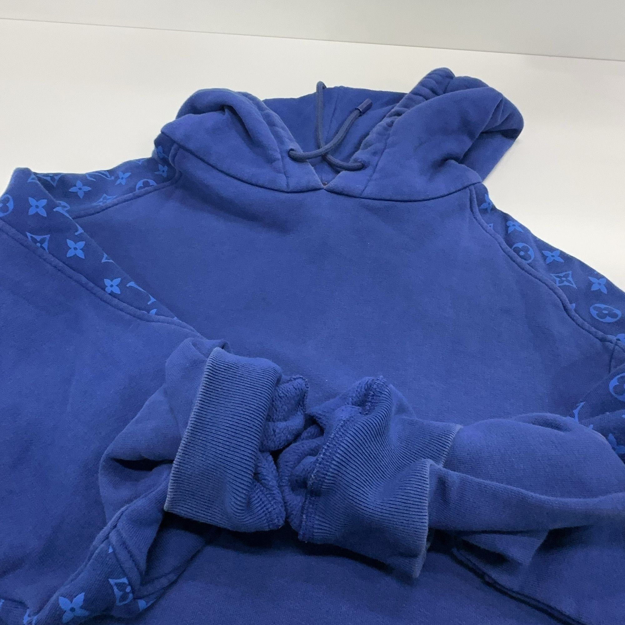 Louis Vuitton Louis Vuitton Monogram Hoodie Size L Size US L / EU 52-54 / 3 - 12 Thumbnail