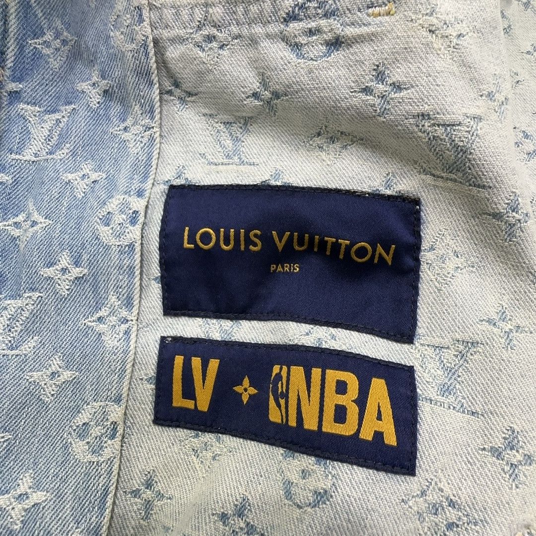 Louis Vuitton Louis Vuitton x NBA Monogram Denim Hoodie Jacket Size 48 Size US M / EU 48-50 / 2 - 3 Thumbnail
