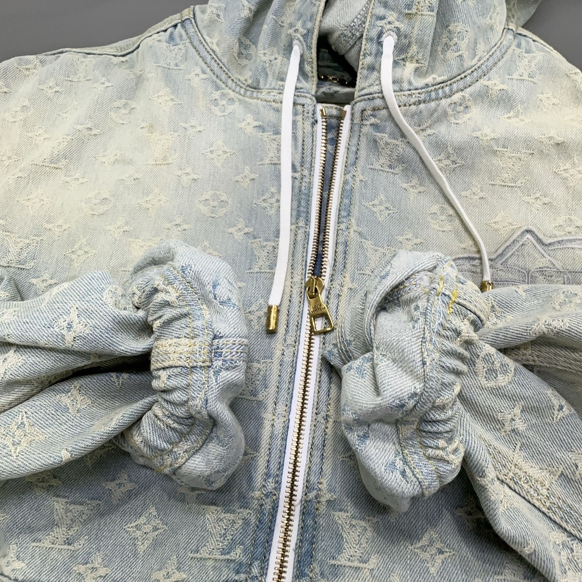 Louis Vuitton Louis Vuitton x NBA Monogram Denim Hoodie Jacket Size 48 Size US M / EU 48-50 / 2 - 10 Thumbnail