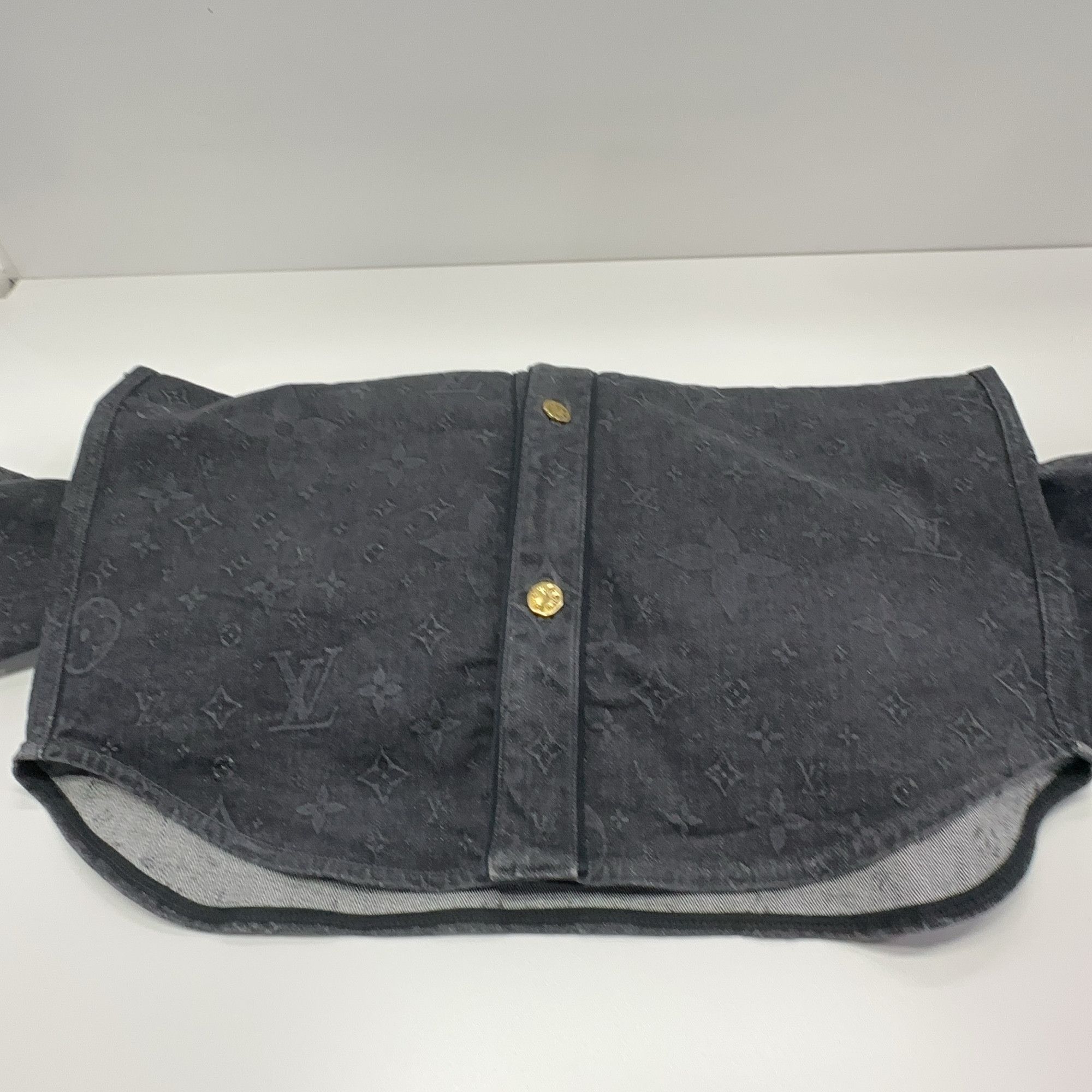 Louis Vuitton Louis Vuitton Monogram Denim Baseball Shirt Size L Size US L / EU 52-54 / 3 - 7 Thumbnail