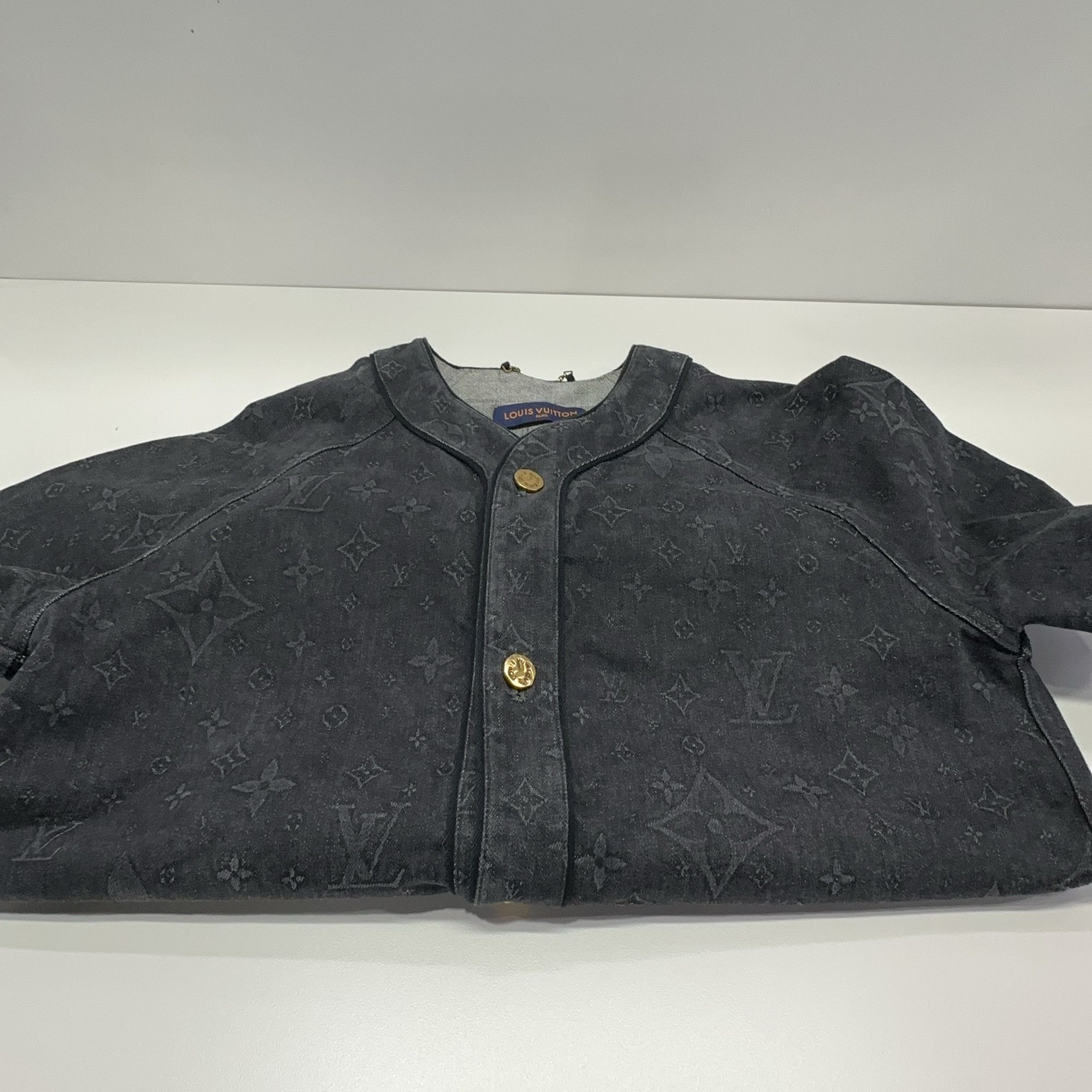 Louis Vuitton Louis Vuitton Monogram Denim Baseball Shirt Size L Size US L / EU 52-54 / 3 - 6 Thumbnail