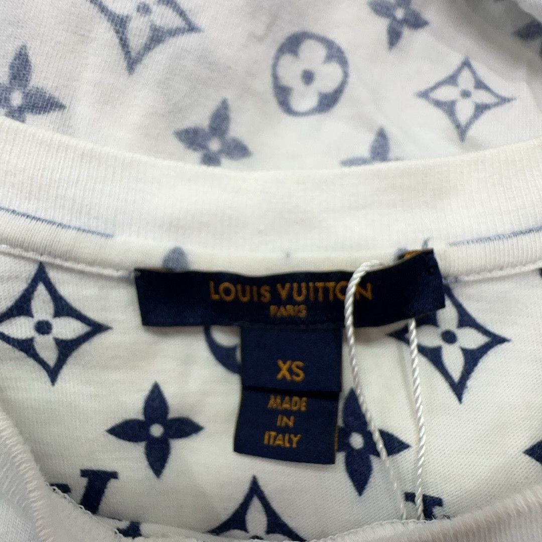 Louis Vuitton Louis Vuitton Monogram All-Over Print T-Shirt Size XS Size US XS / EU 42 / 0 - 3 Thumbnail