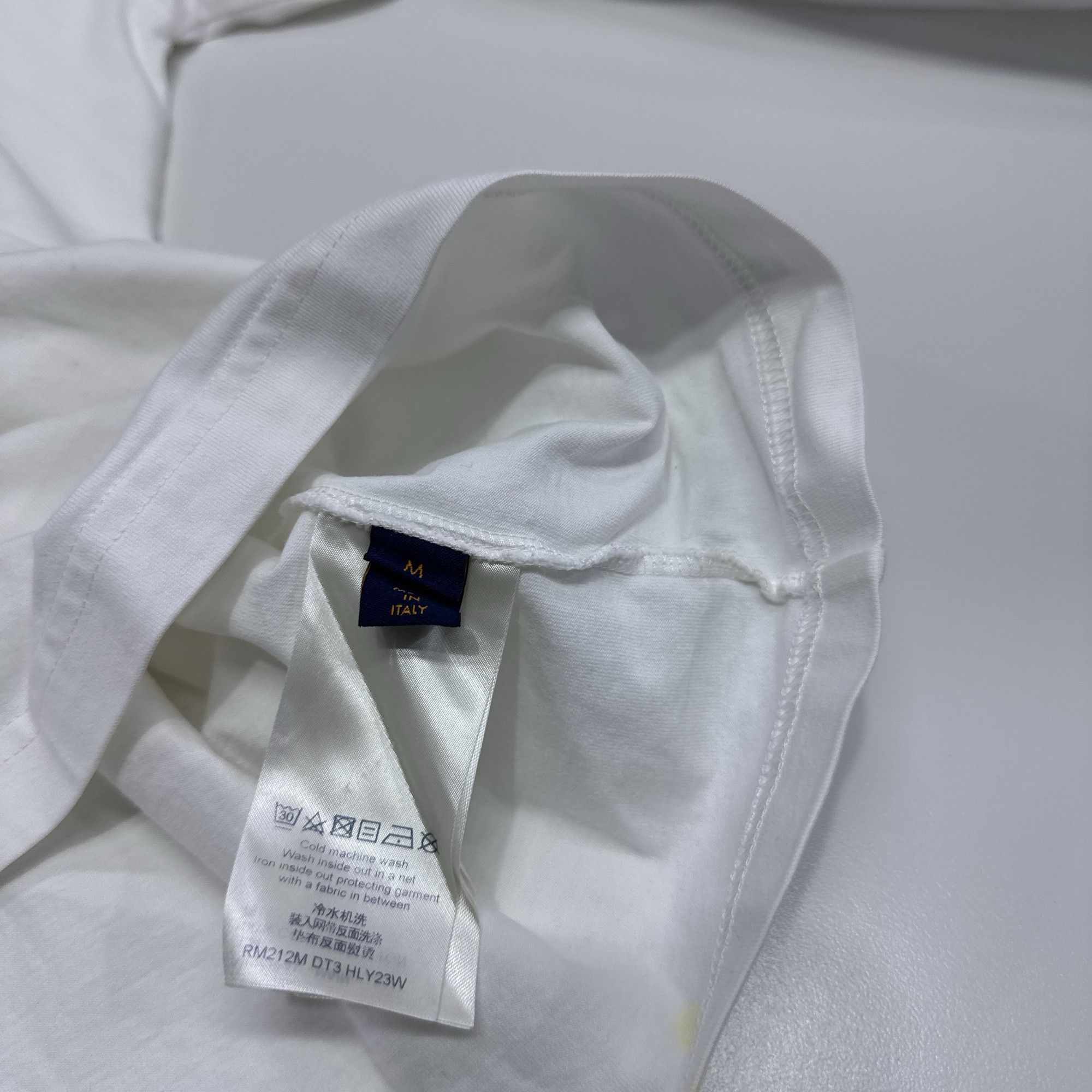 Louis Vuitton Louis Vuitton White Long Sleeve T-Shirt Size M Size US M / EU 48-50 / 2 - 4 Thumbnail