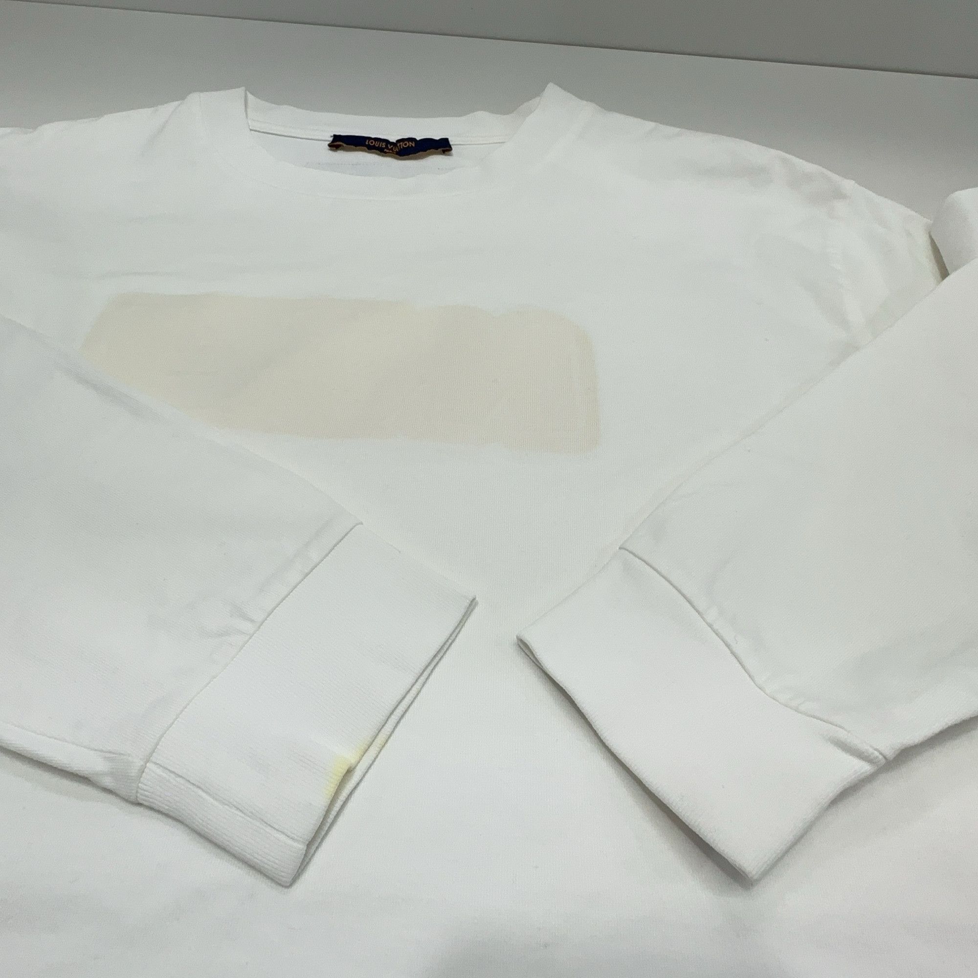 Louis Vuitton Louis Vuitton White Long Sleeve T-Shirt Size M Size US M / EU 48-50 / 2 - 10 Thumbnail