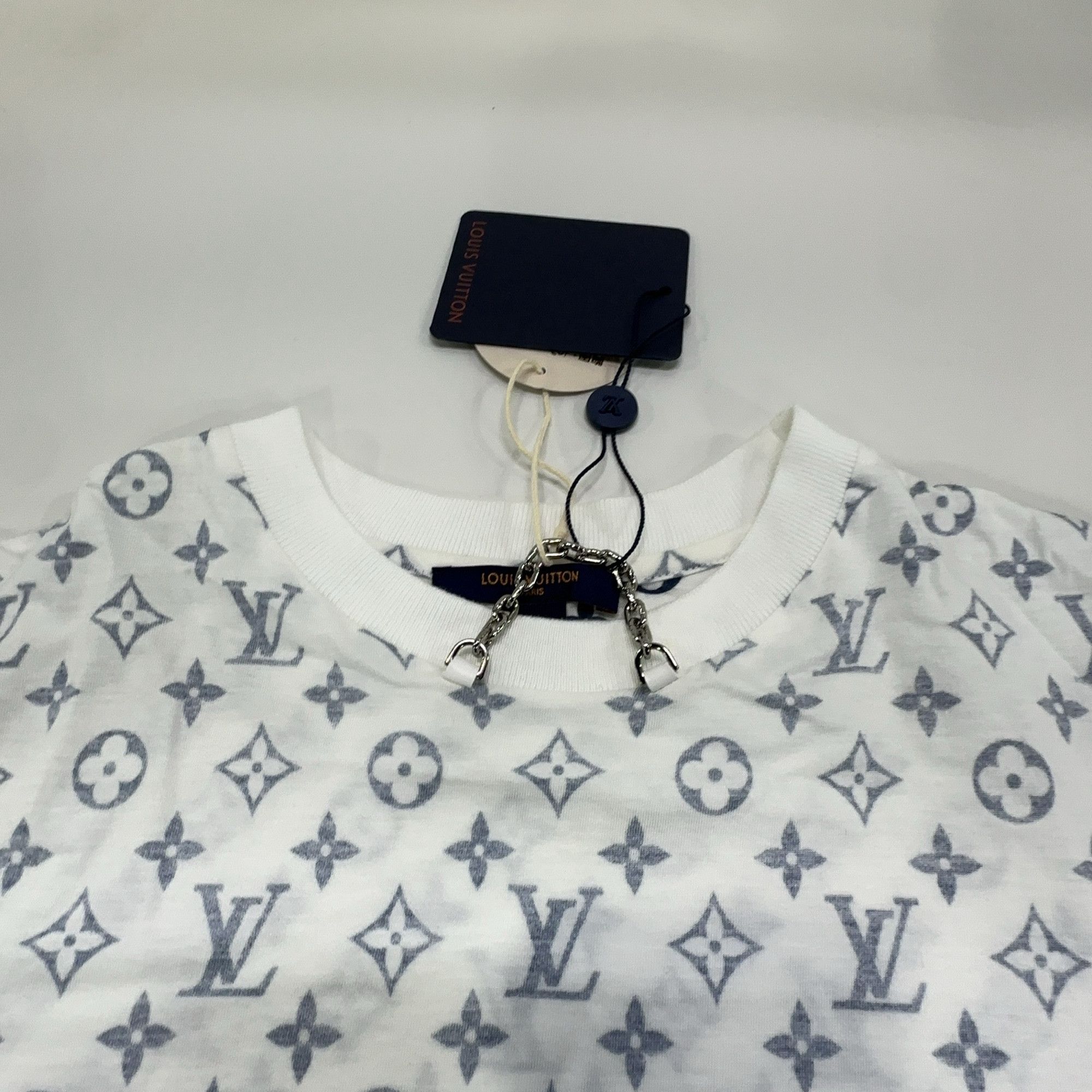 Louis Vuitton Louis Vuitton Monogram Chain T-Shirt Size M Size US M / EU 48-50 / 2 - 7 Thumbnail