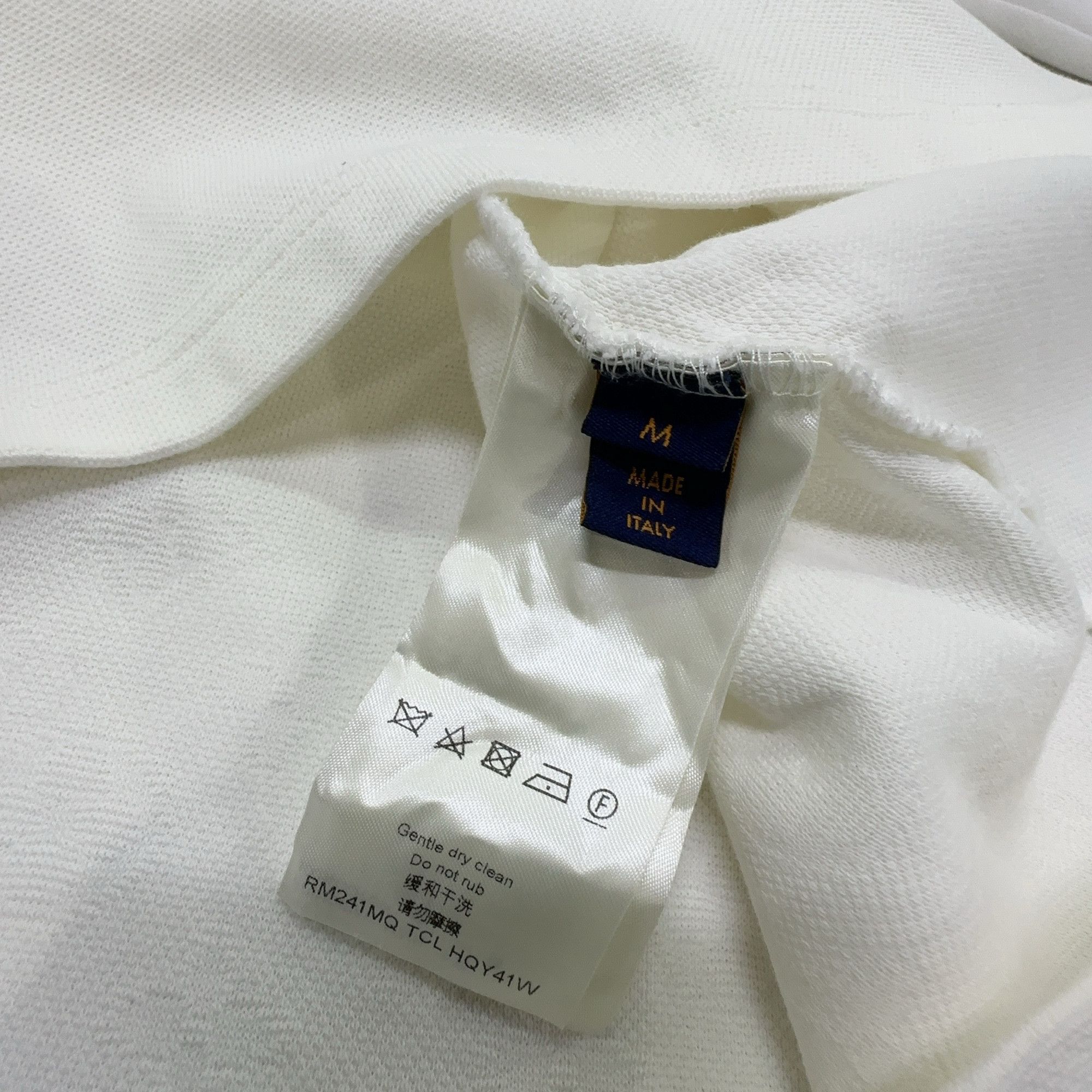 Louis Vuitton Louis Vuitton Monogram Texture Pocket T-Shirt Size M Size US M / EU 48-50 / 2 - 3 Thumbnail