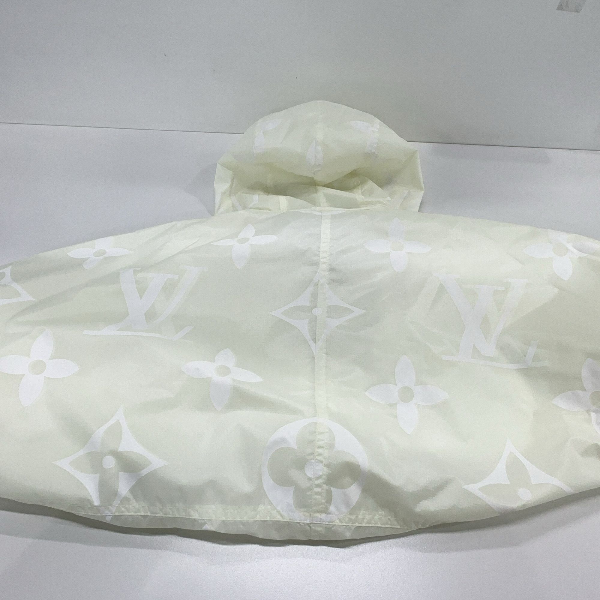 Louis Vuitton Louis Vuitton Monogram Hooded Jacket Size 38 Size XS / US 0-2 / IT 36-38 - 9 Thumbnail