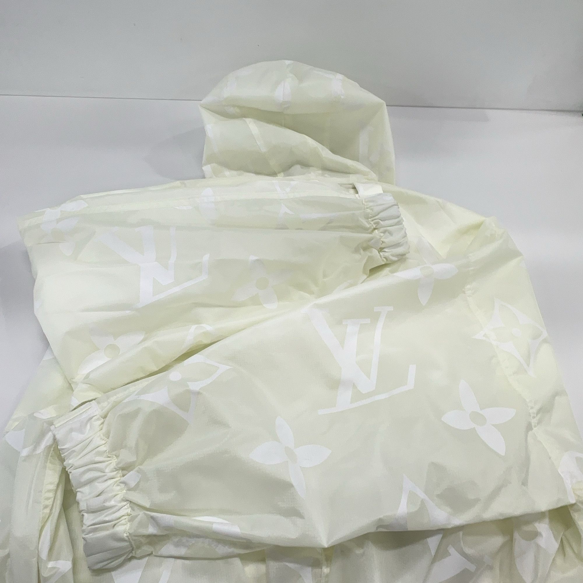 Louis Vuitton Louis Vuitton Monogram Hooded Jacket Size 38 Size XS / US 0-2 / IT 36-38 - 15 Thumbnail