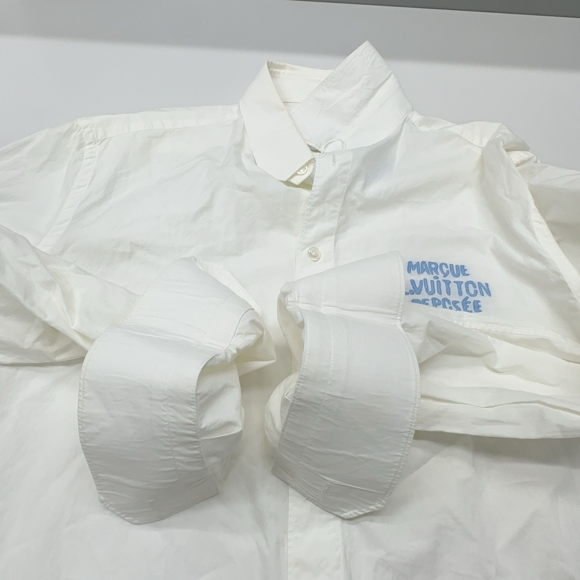 Louis Vuitton Louis Vuitton Logo Print Shirt Size M Size US M / EU 48-50 / 2 - 9 Thumbnail