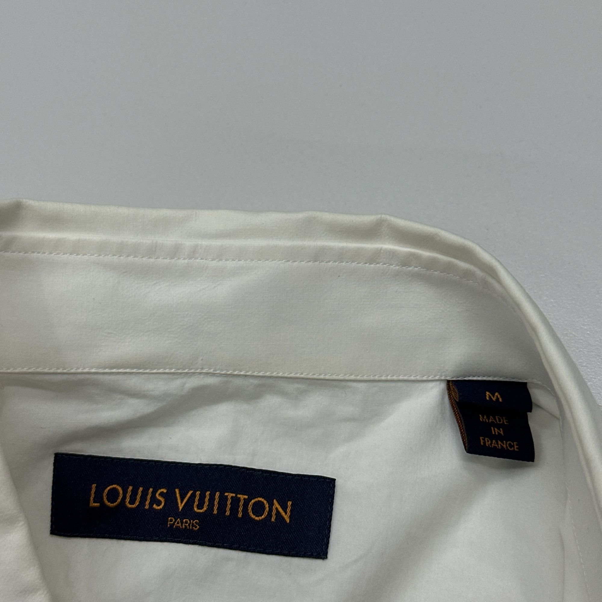 Louis Vuitton Louis Vuitton Logo Print Shirt Size M Size US M / EU 48-50 / 2 - 3 Thumbnail