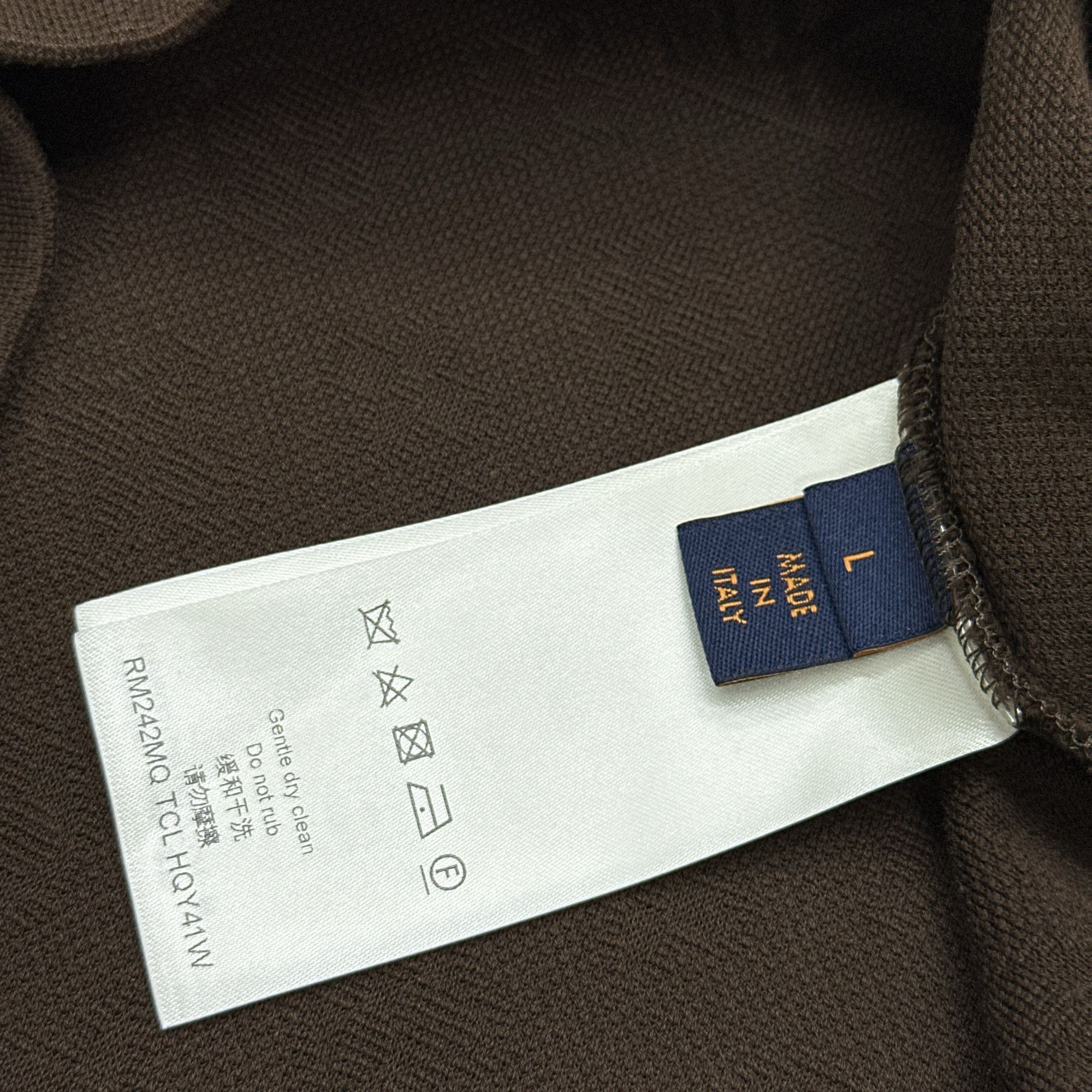 Louis Vuitton Louis Vuitton Embossed Monogram T-Shirt Size L Size US L / EU 52-54 / 3 - 4 Thumbnail