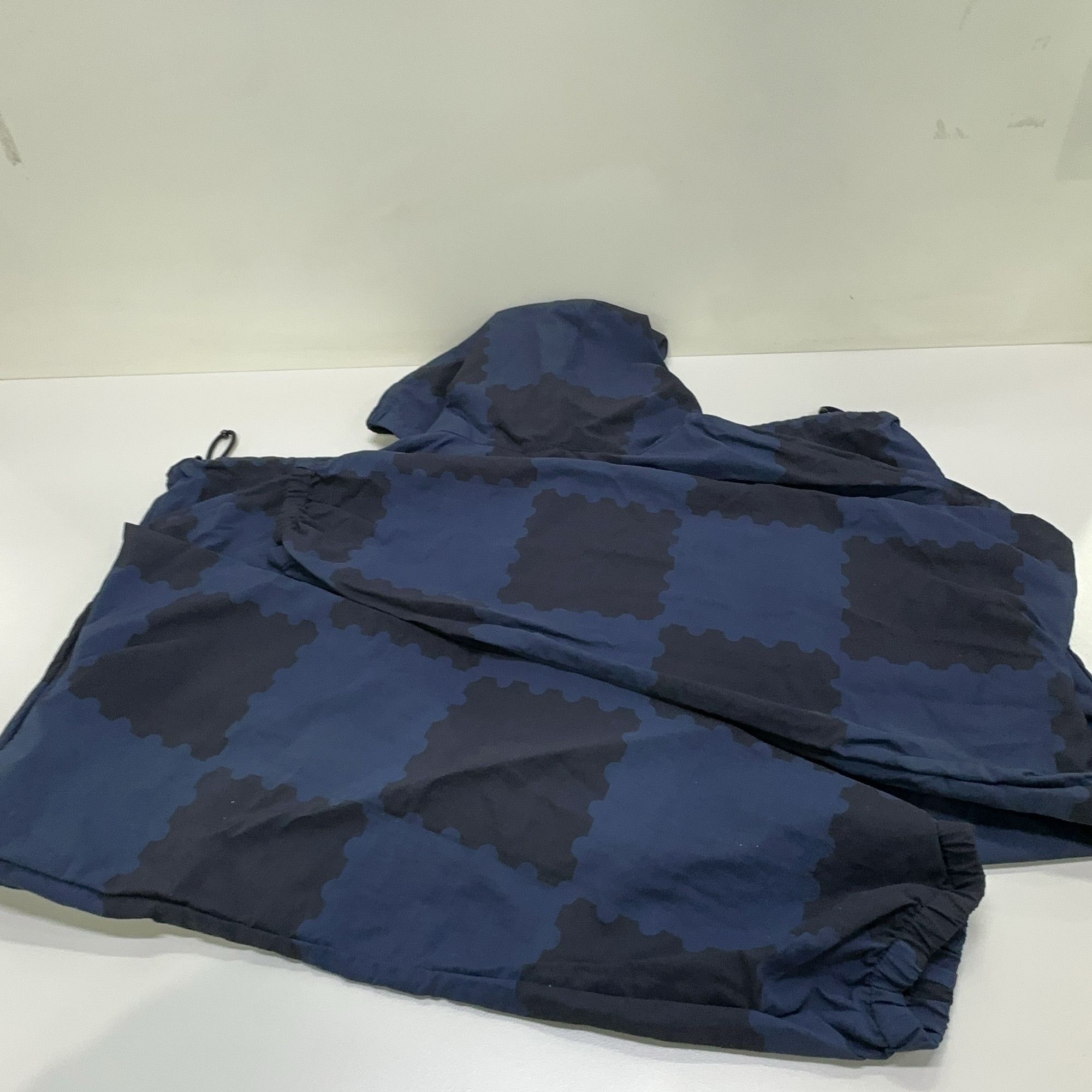 Louis Vuitton Louis Vuitton x Nigo Damier Stamp Hoodie Size L Size US L / EU 52-54 / 3 - 15 Thumbnail