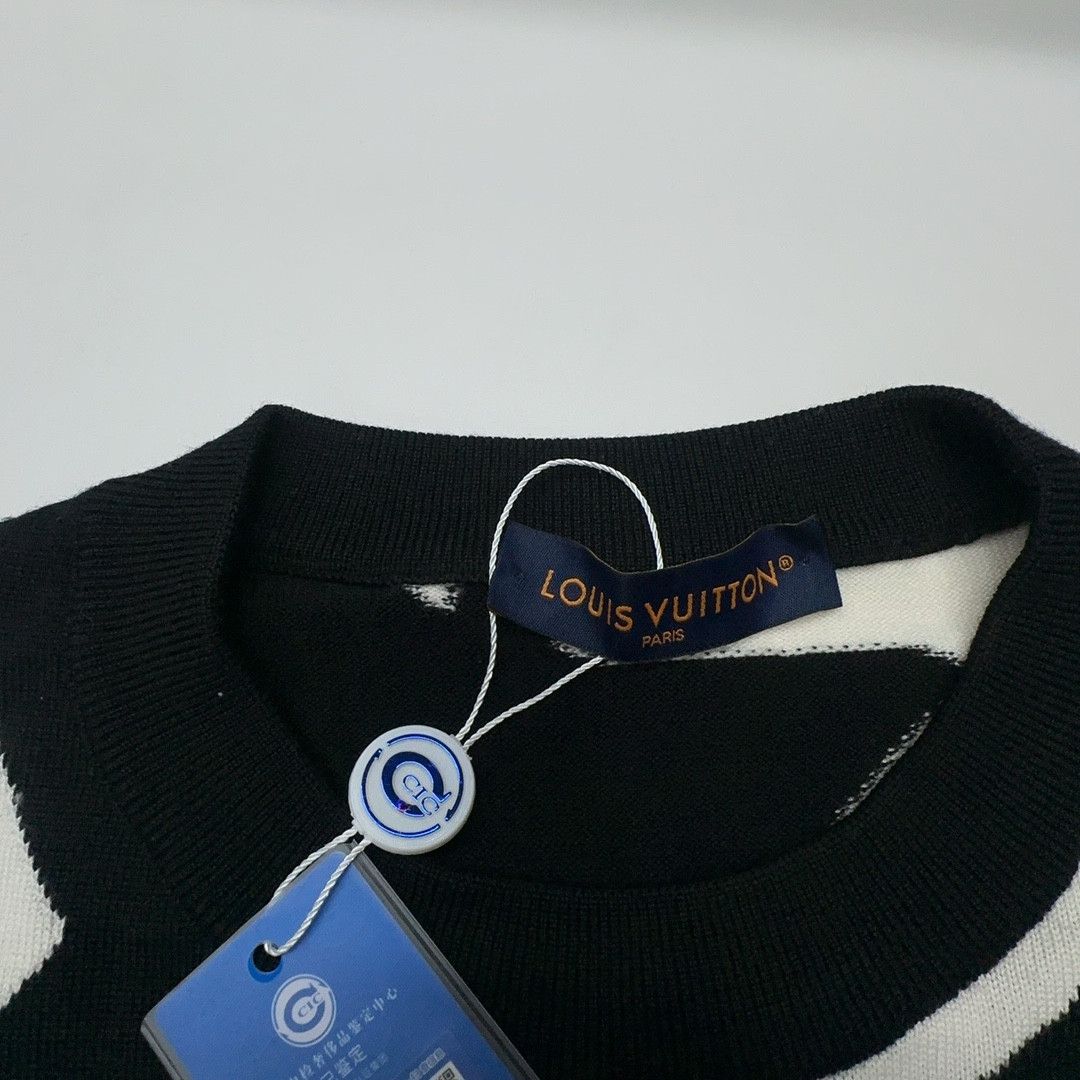 Louis Vuitton Louis Vuitton Abstract Logo Jacquard Sweater Size XL Size US XL / EU 56 / 4 - 3 Thumbnail