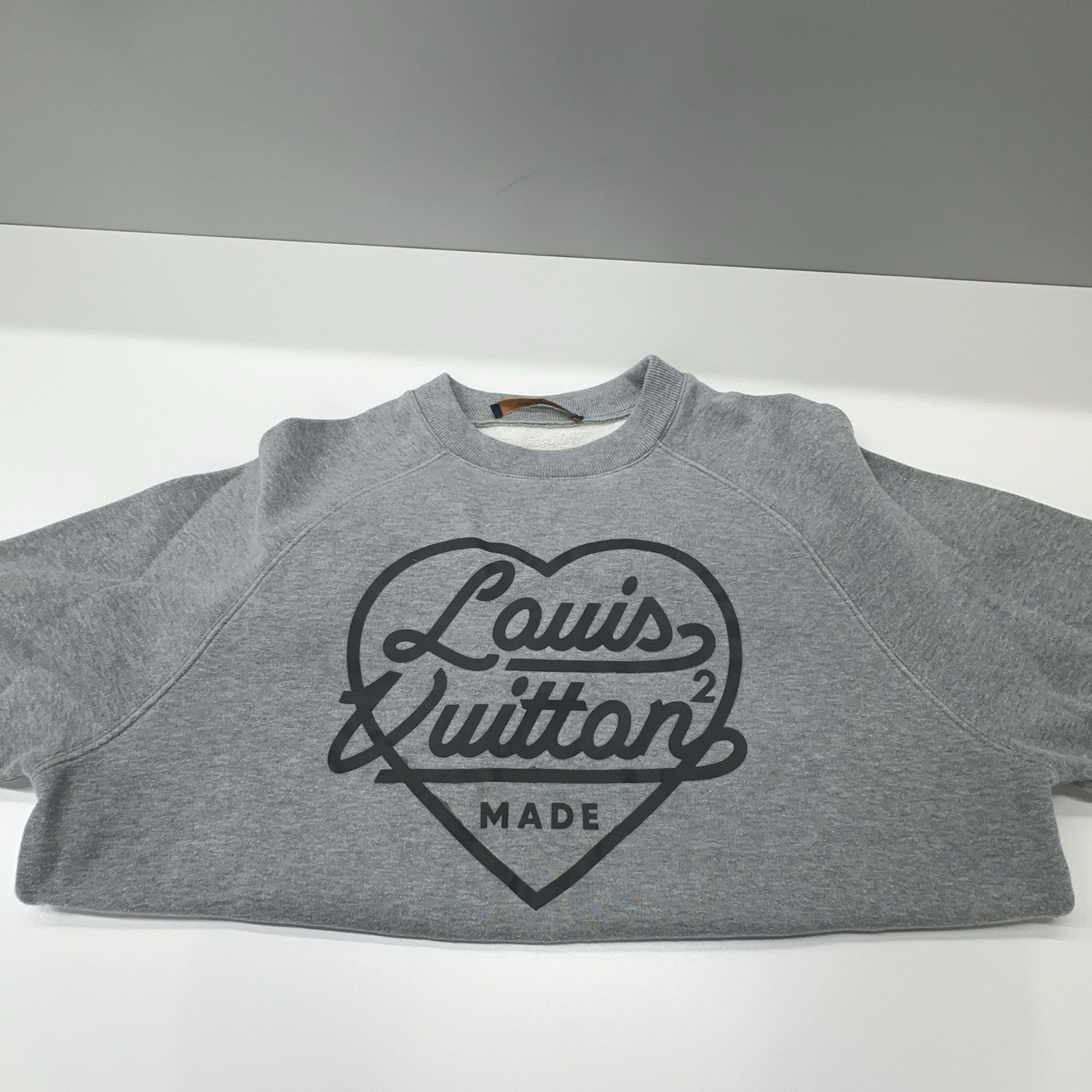 Louis Vuitton Louis Vuitton x Nigo Heart Logo Sweatshirt Size S Size US S / EU 44-46 / 1 - 6 Thumbnail