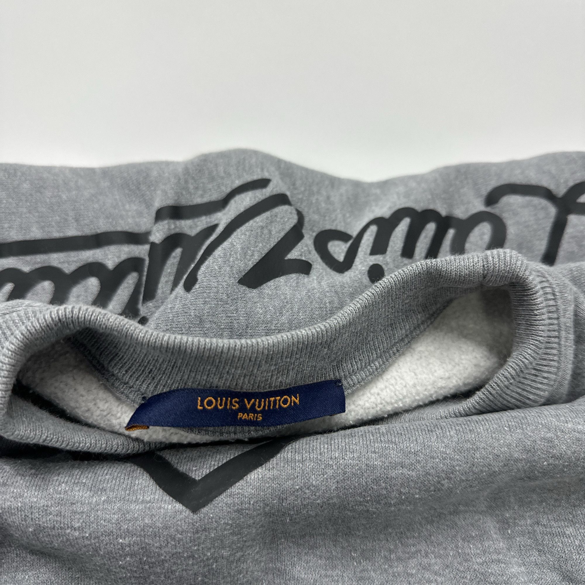 Louis Vuitton Louis Vuitton x Nigo Heart Logo Sweatshirt Size S Size US S / EU 44-46 / 1 - 3 Thumbnail