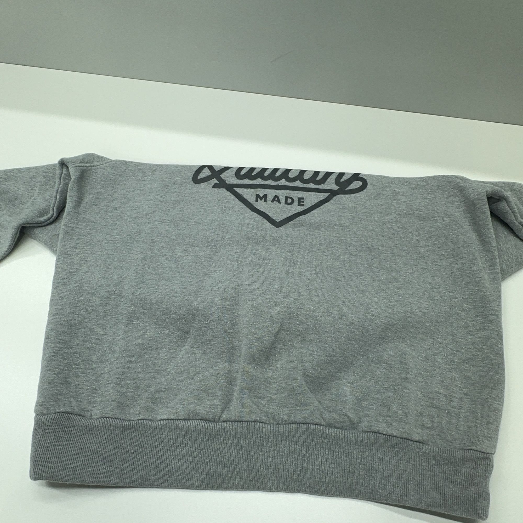 Louis Vuitton Louis Vuitton x Nigo Heart Logo Sweatshirt Size S Size US S / EU 44-46 / 1 - 7 Thumbnail
