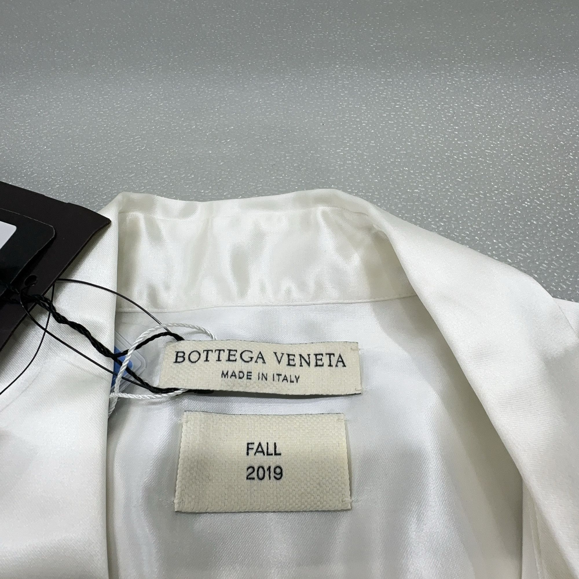 Bottega Veneta Bottega Veneta Satin Button-Up Shirt Dress White 44 Size M / US 6-8 / IT 42-44 - 4 Thumbnail