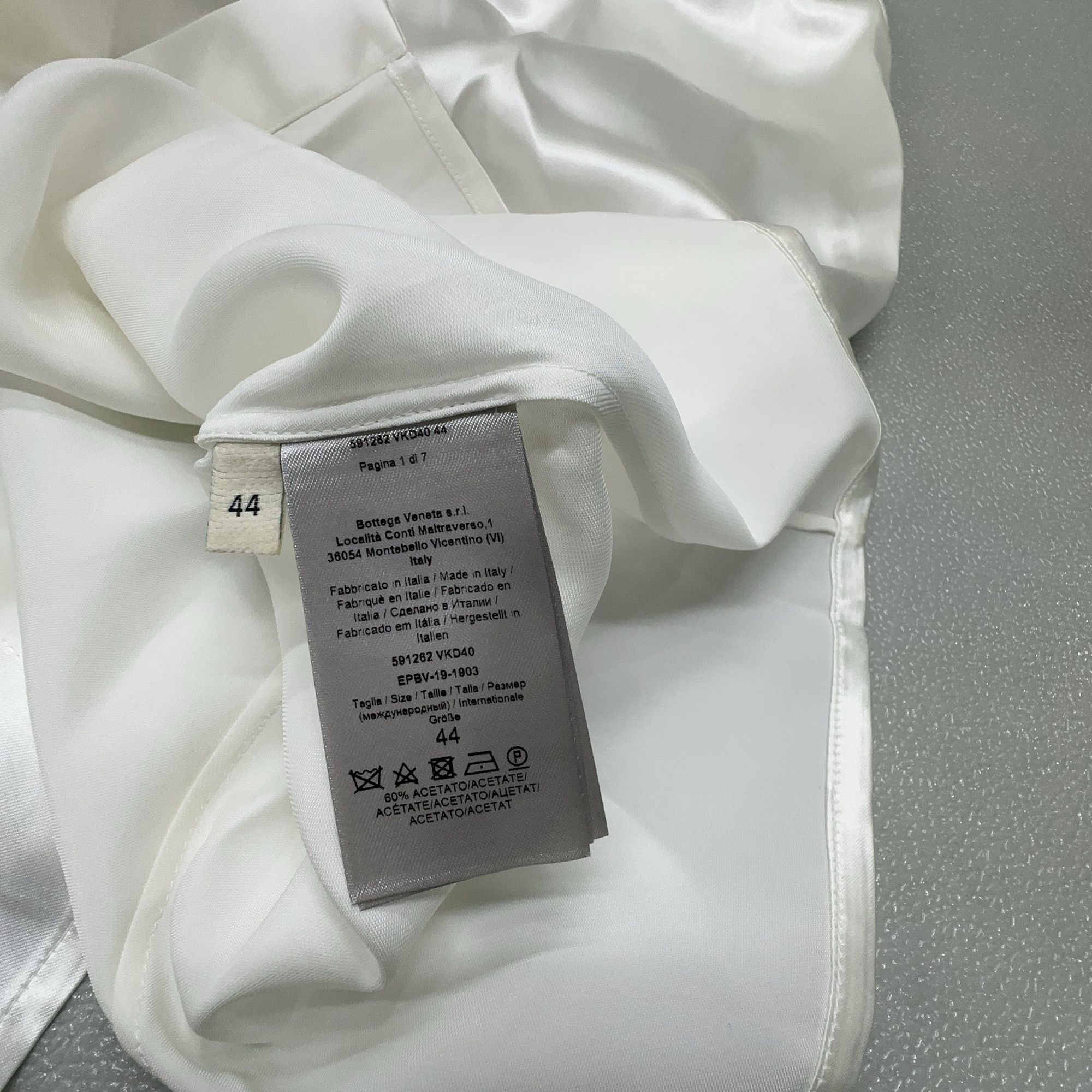Bottega Veneta Bottega Veneta Satin Button-Up Shirt Dress White 44 Size M / US 6-8 / IT 42-44 - 3 Thumbnail