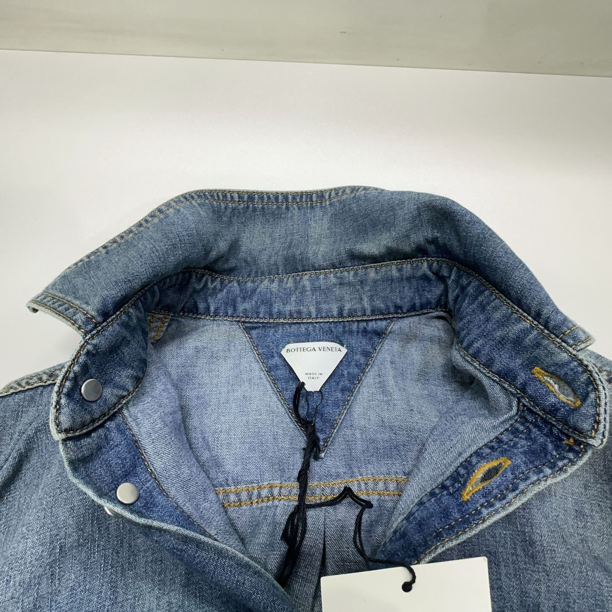 Bottega Veneta Bottega Veneta Washed Denim Button Up Shirt Size 36 Size XS / US 0-2 / IT 36-38 - 10 Thumbnail