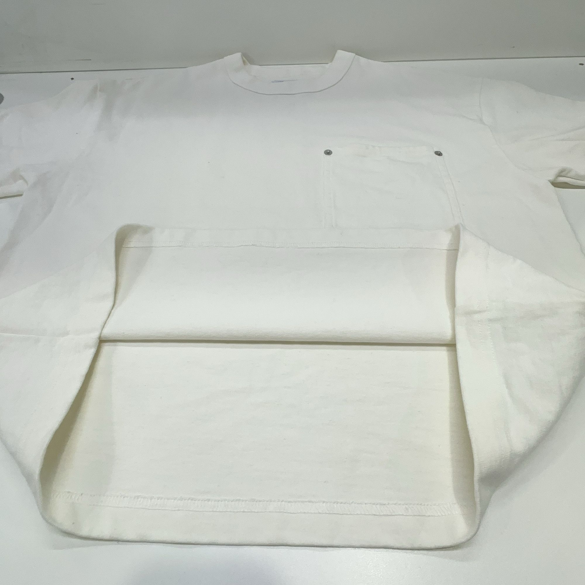 Bottega Veneta Bottega Veneta Rivet Pocket T-Shirt Size M Size M / US 6-8 / IT 42-44 - 8 Thumbnail