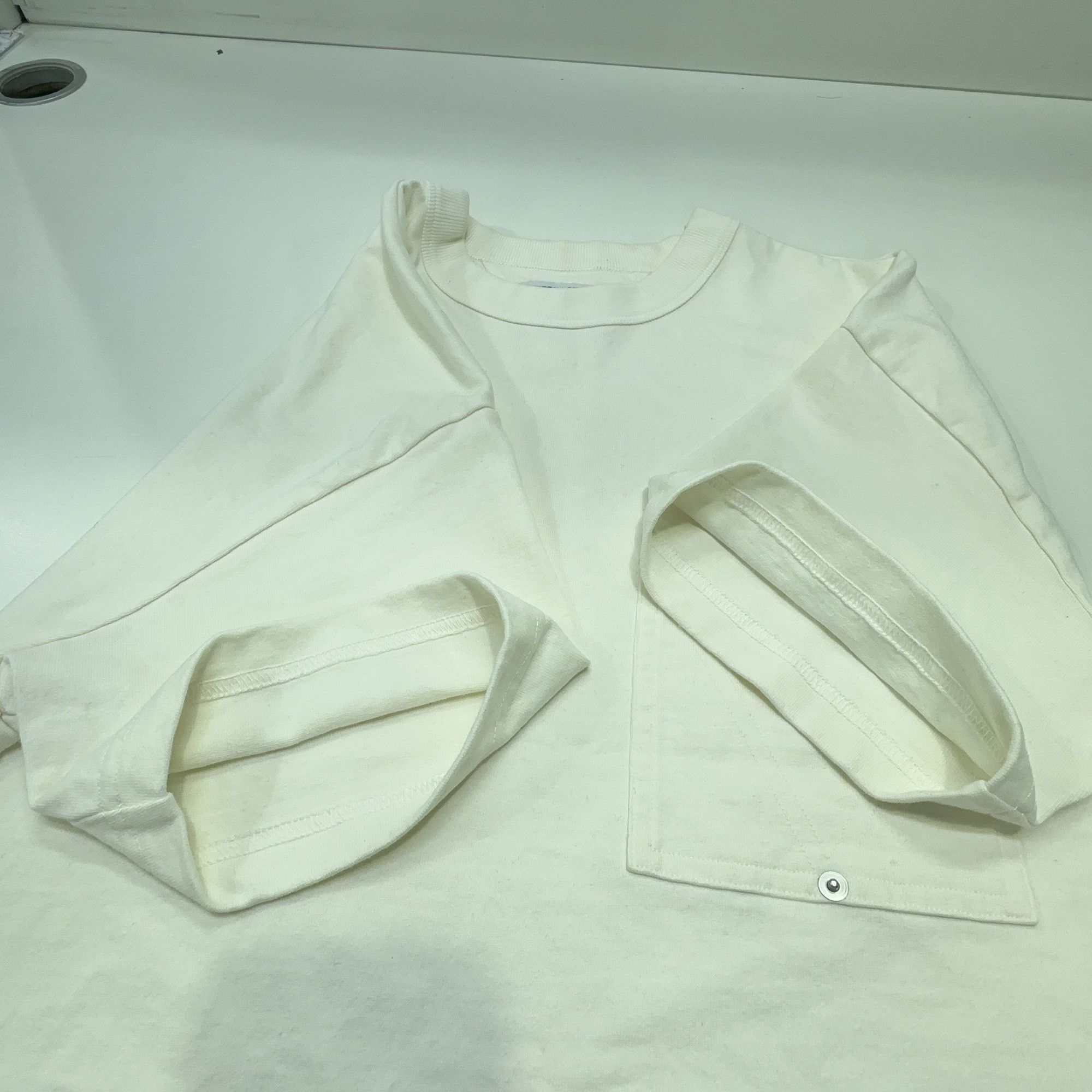 Bottega Veneta Bottega Veneta Rivet Pocket T-Shirt Size M Size M / US 6-8 / IT 42-44 - 10 Thumbnail